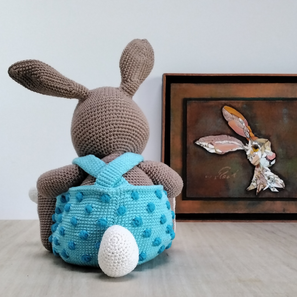 Blue-Easter-Bunny-Basket-back-Australian-made-watch-the-birdy-crochet