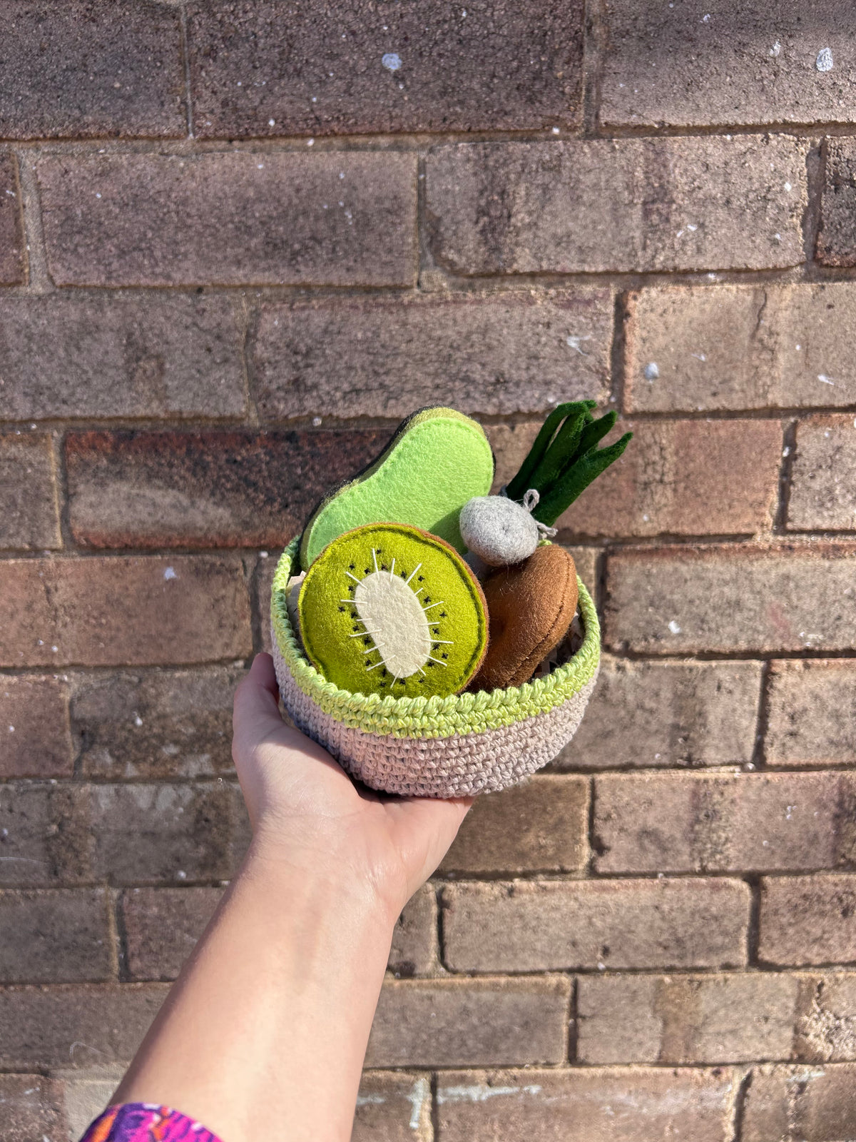 Kiwi and veggies, crochet basket, felt play food, toddler gift value pack