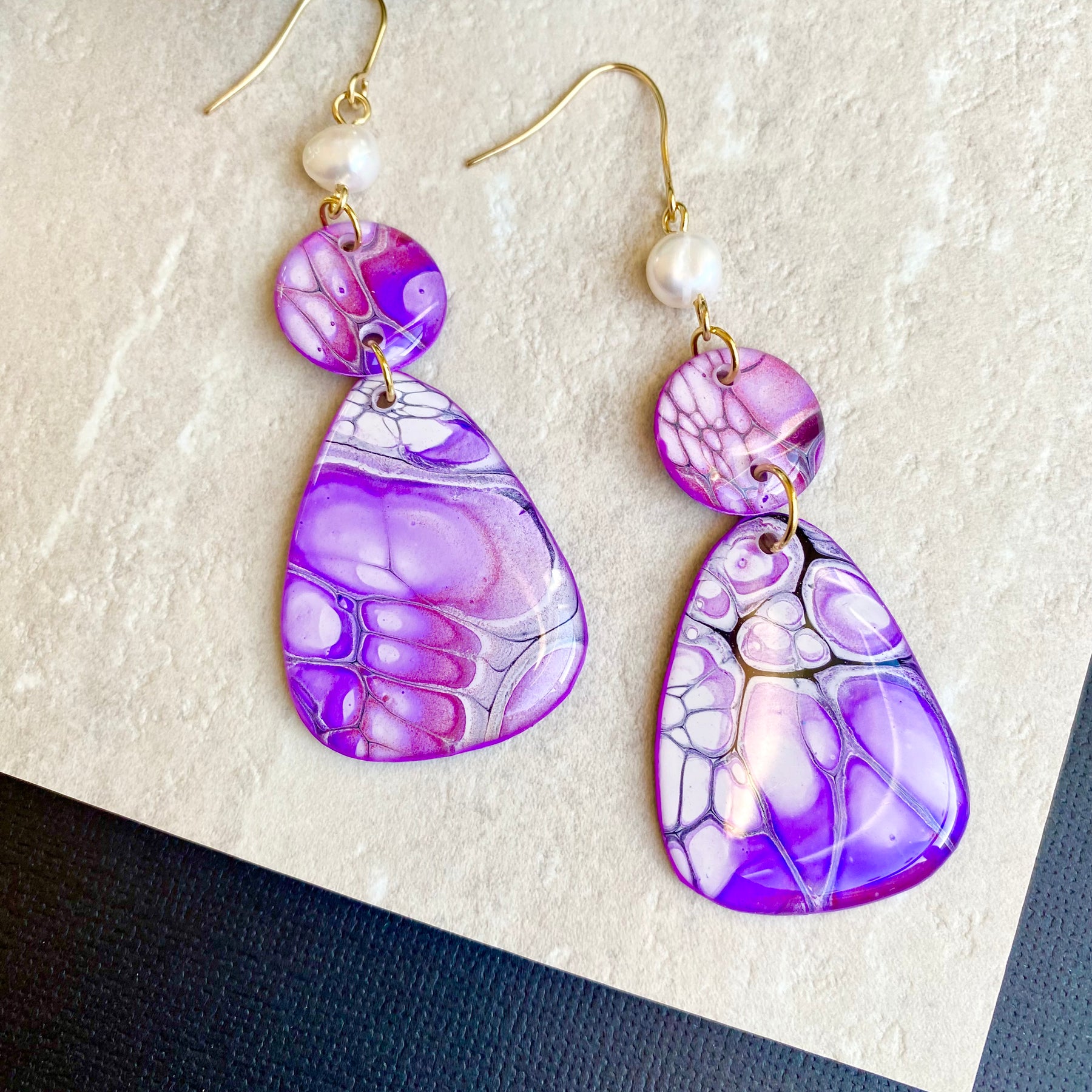 Freshwater Pearl Collection Lilac Earrings
