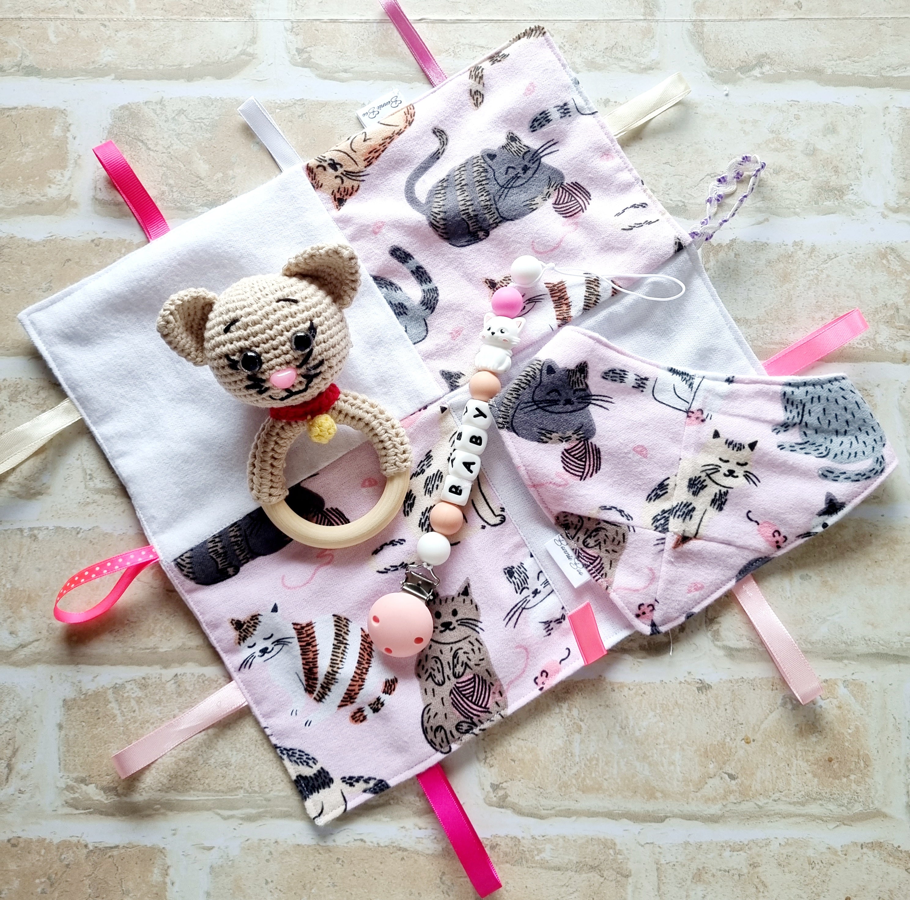 Baby Shower Gift Sets - Kitty Cat themed - E026