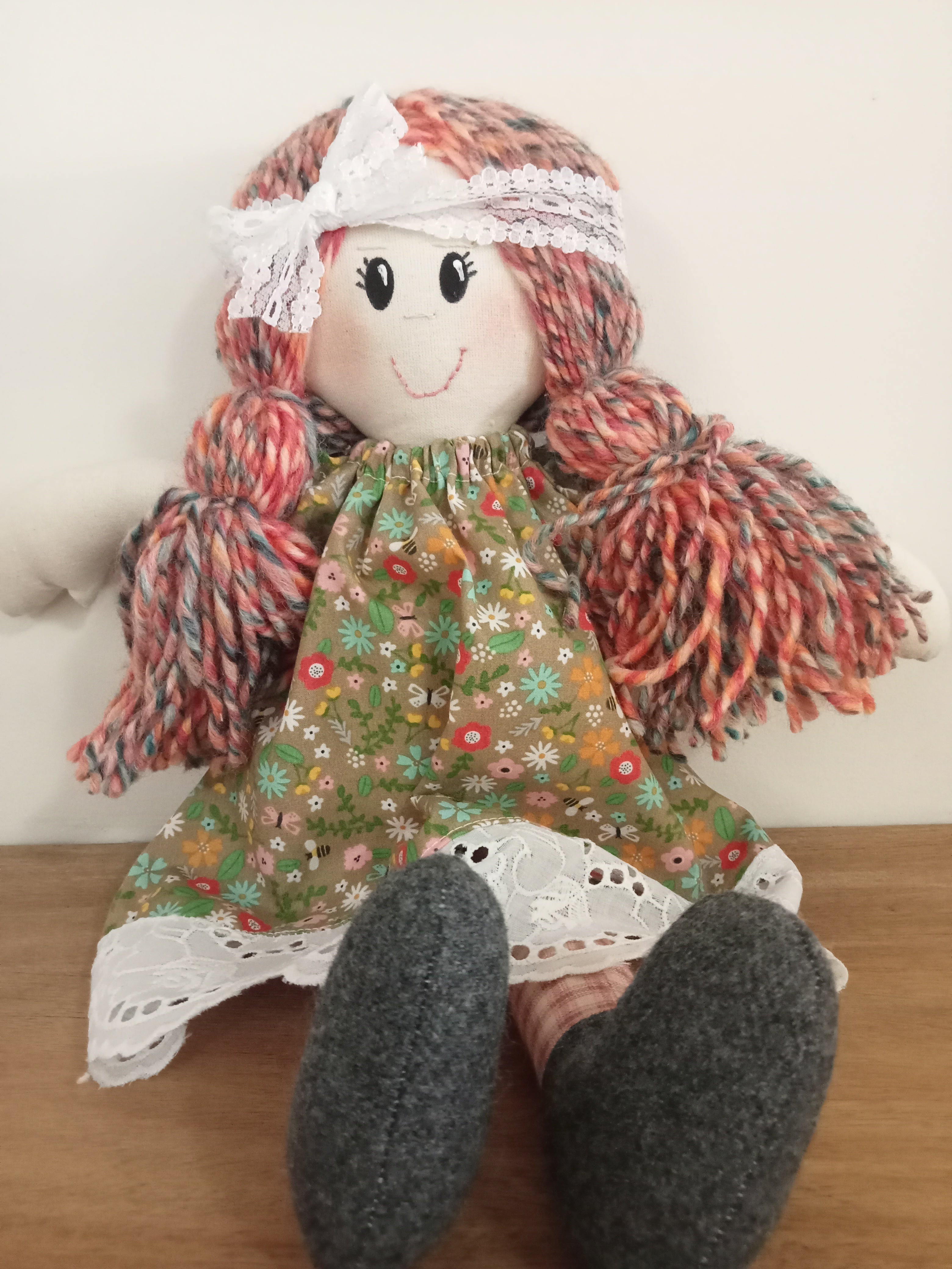 Rag Doll / Happy Doll - Honey Bee