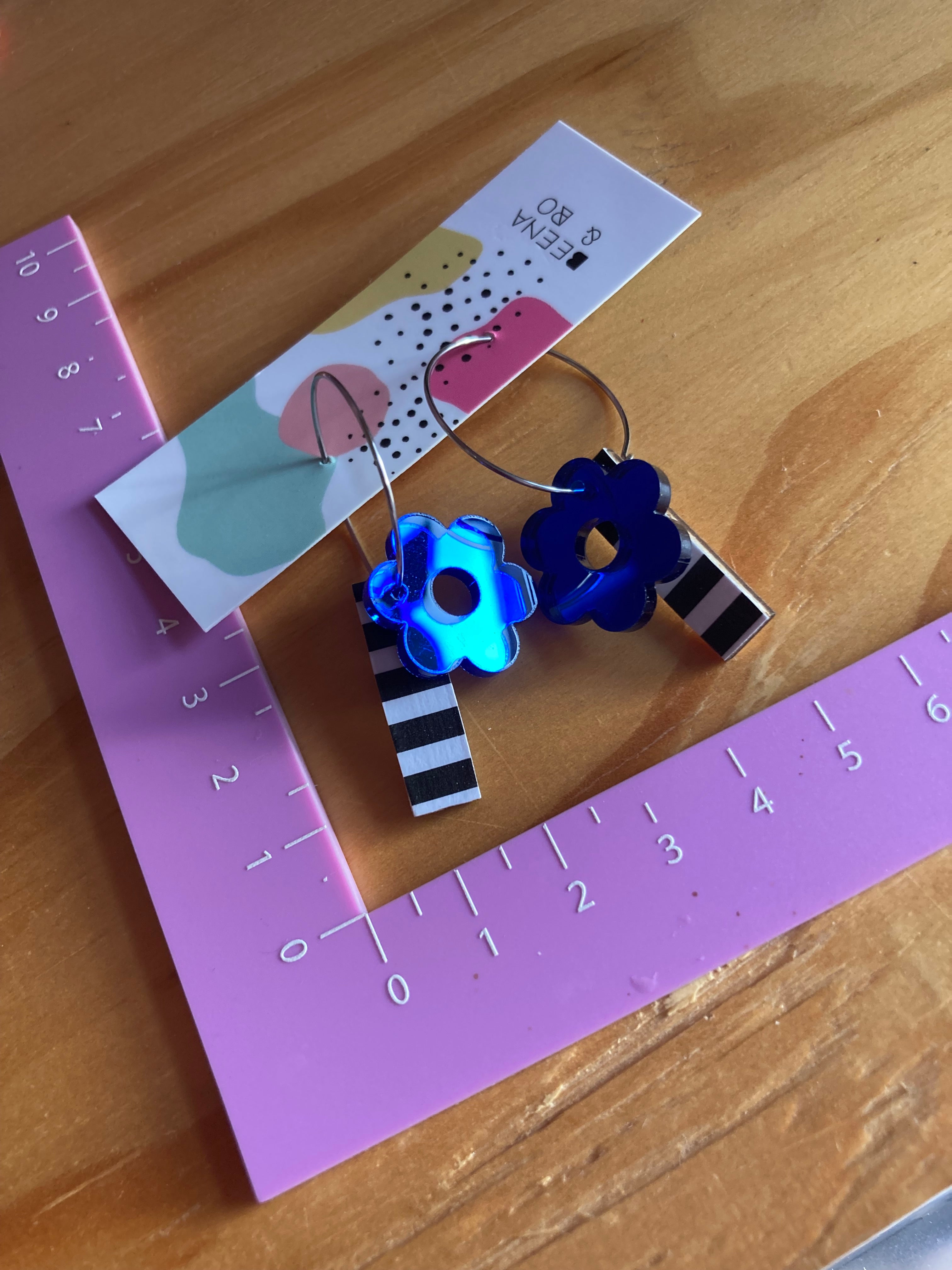 Stripes & flowers hoop earrings