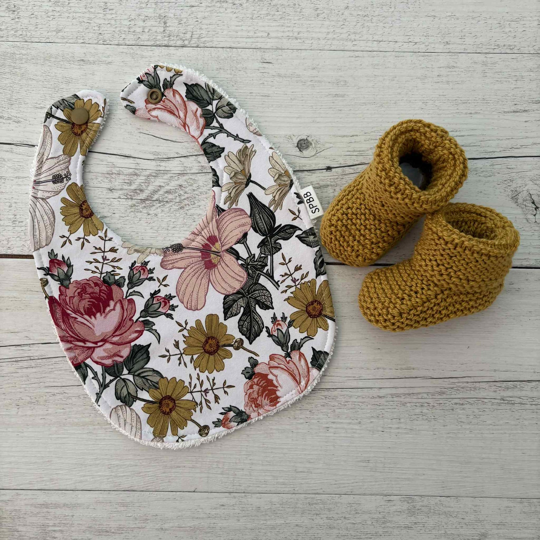 Hand Knitted Newborn  Nappy Cover, Booties and Bib
