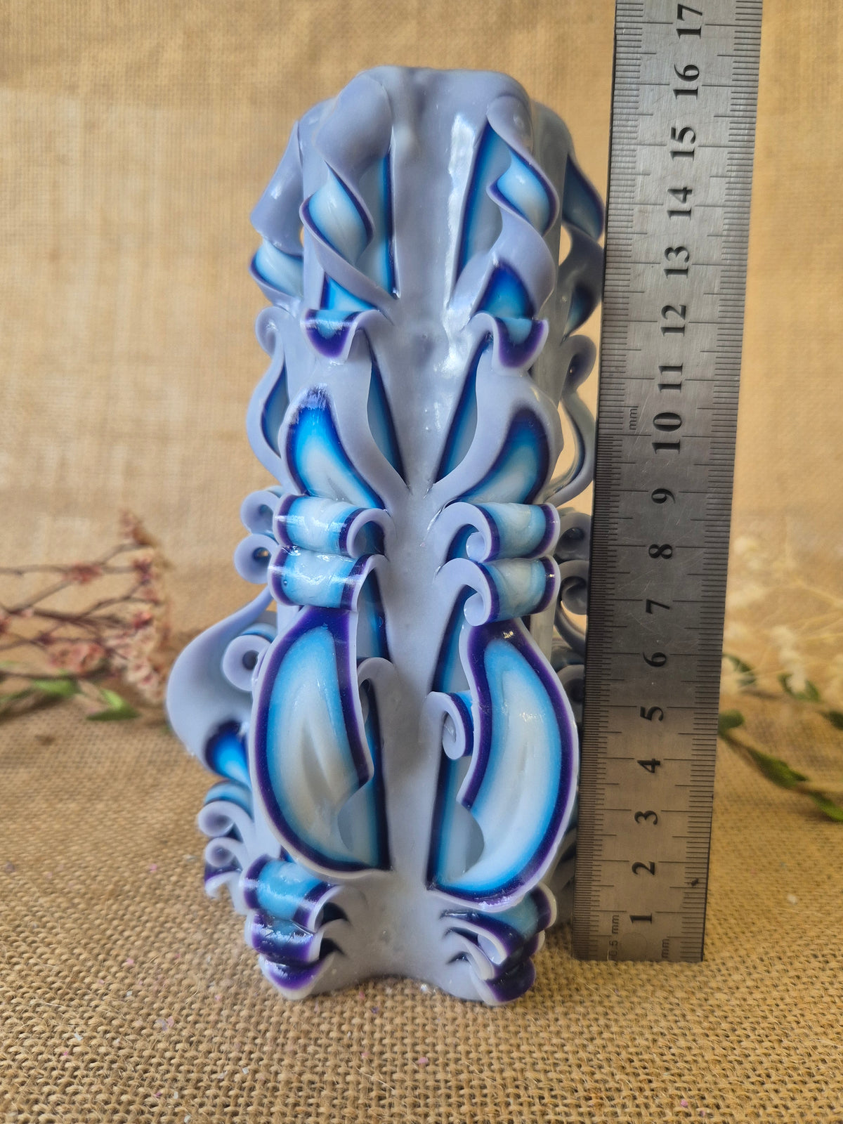 White and Blue 16cm