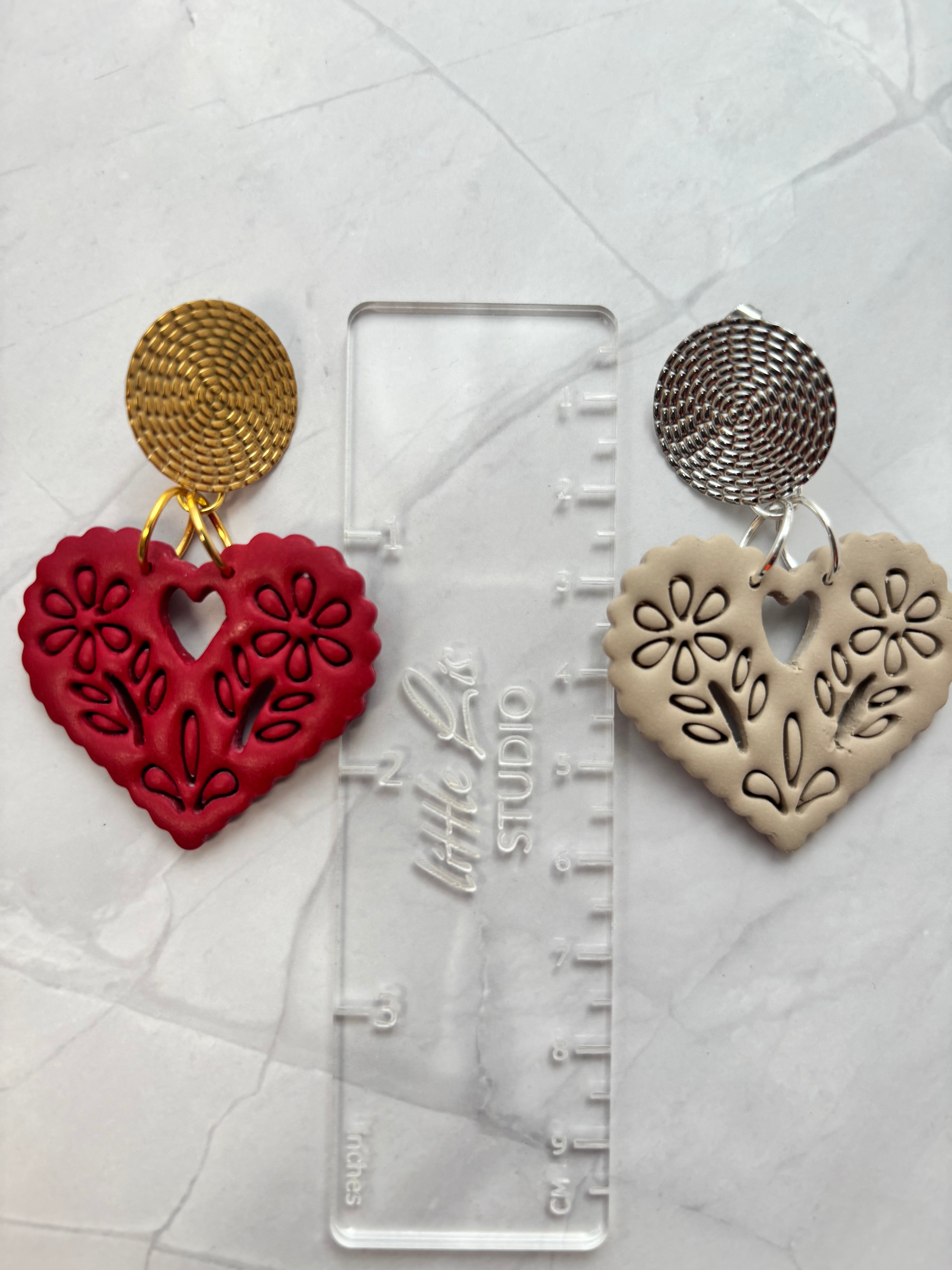 AMOR – Papel Picado Heart Dangle