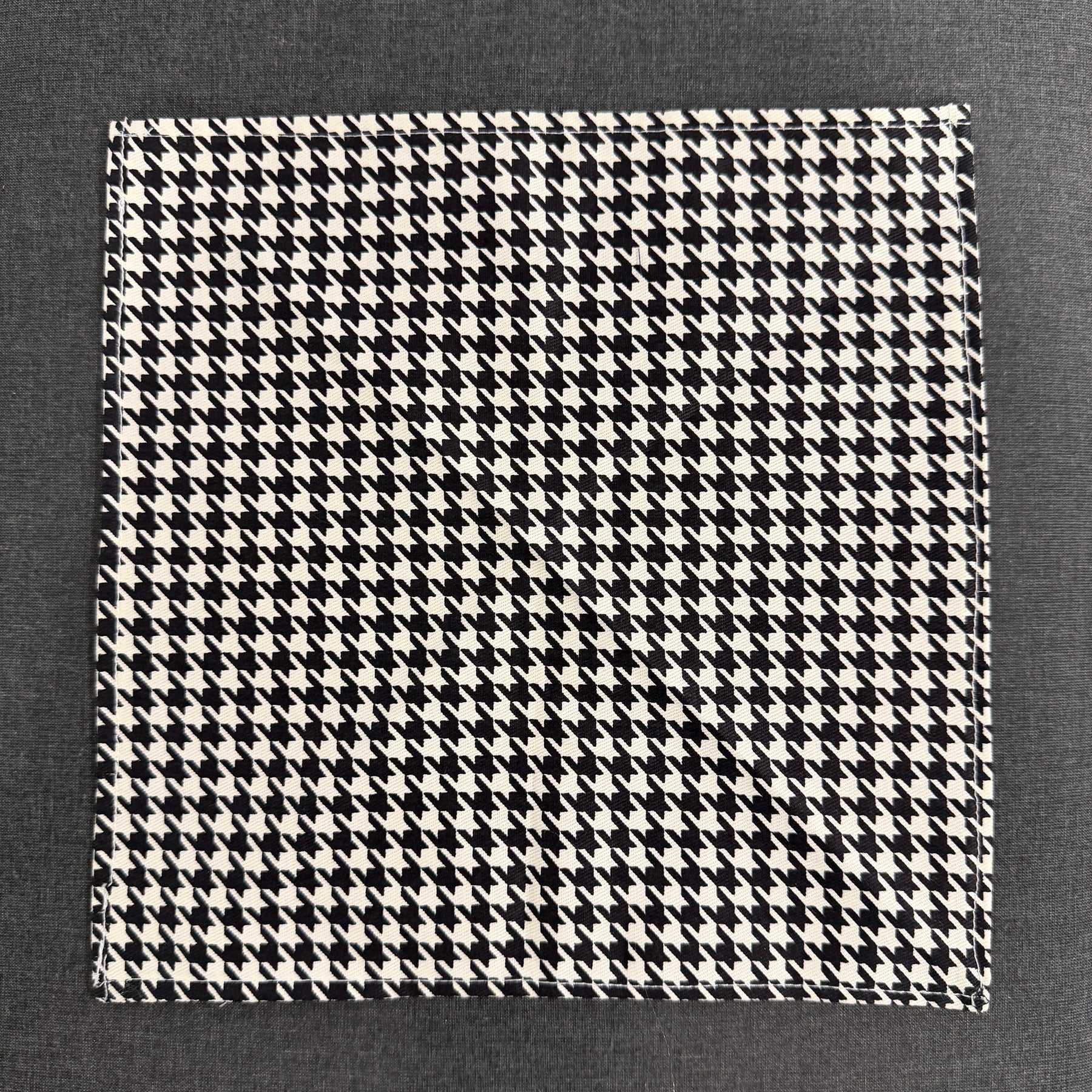 Pocket Square - Houndstooth