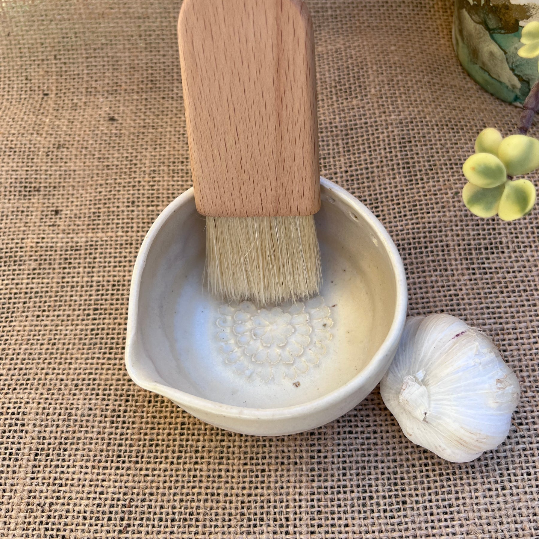 White Ceramic Grater Bowl with Cleaning Brush