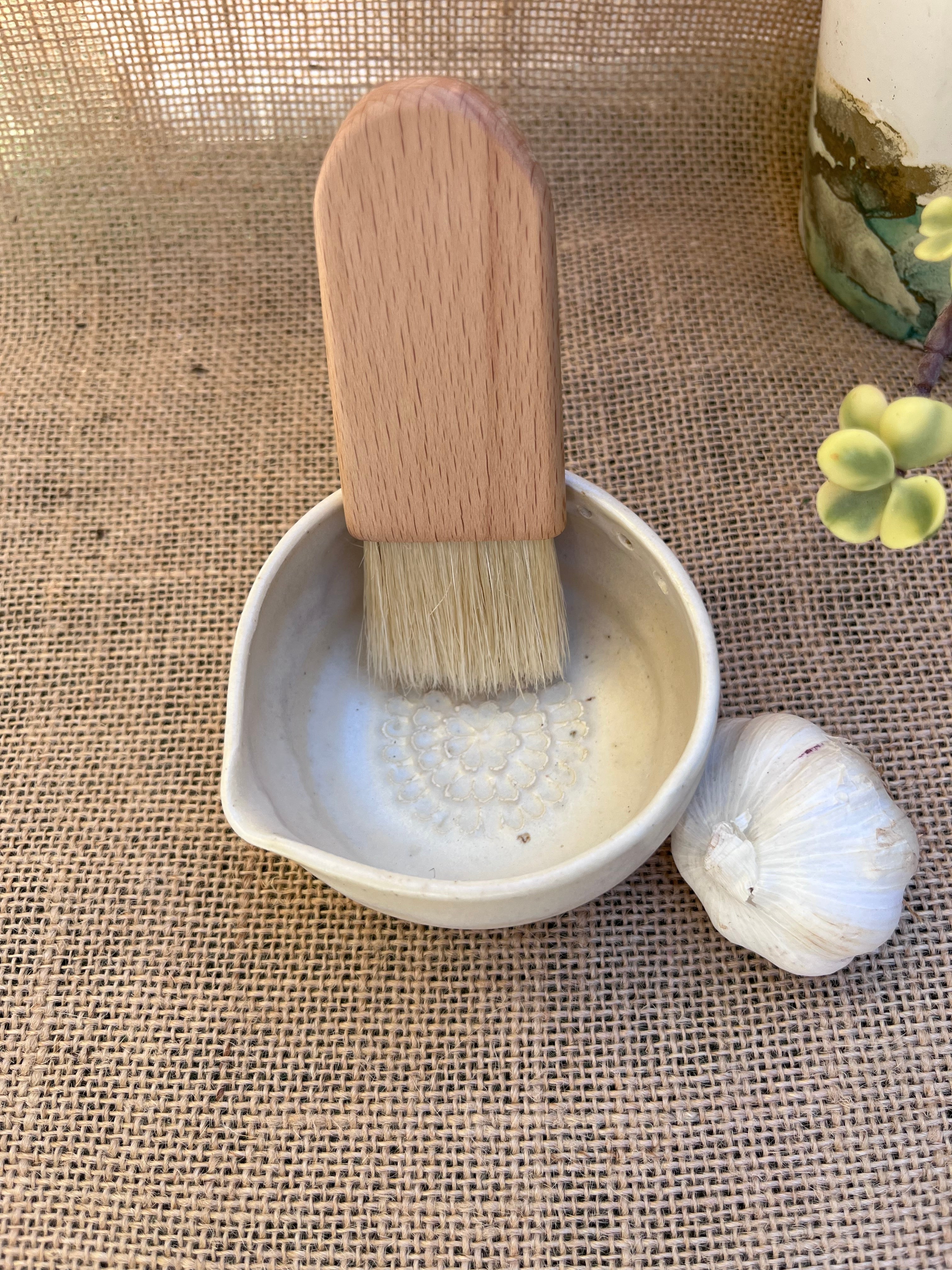 White Ceramic Grater Bowl with Cleaning Brush