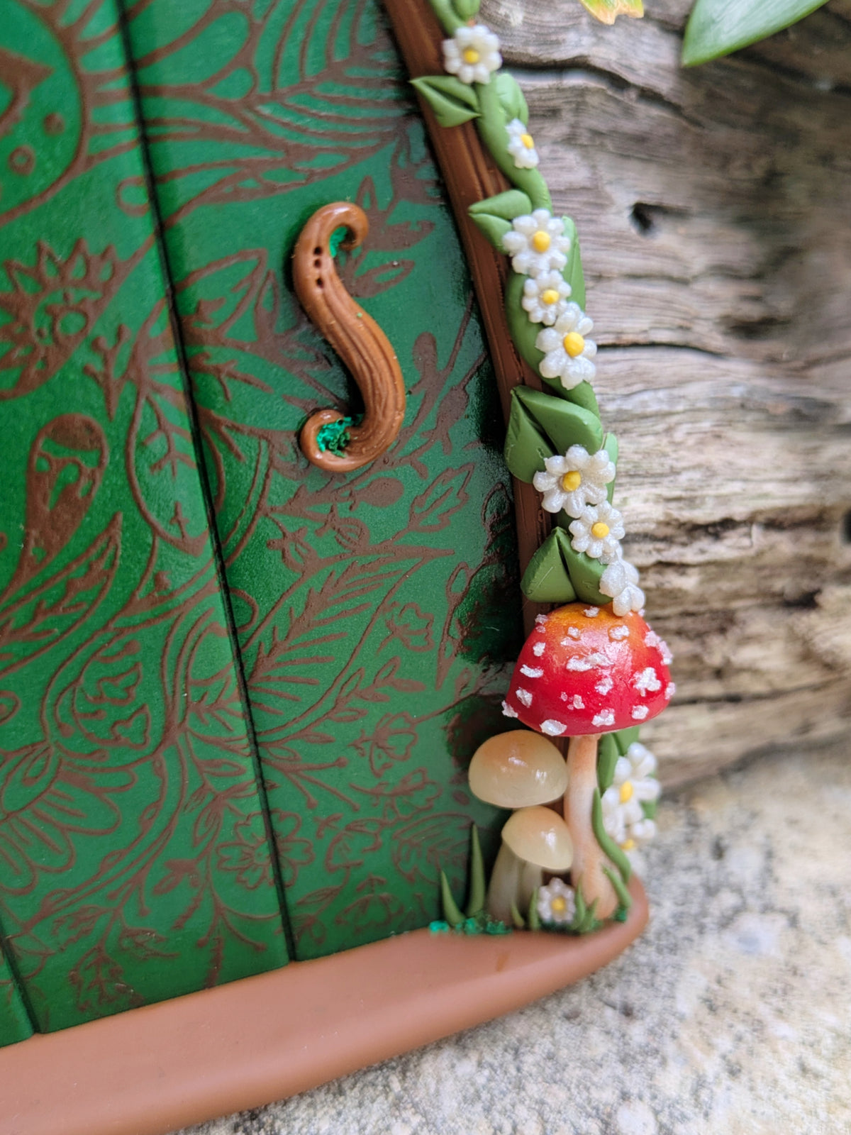 Enchanted Green Lady Woodland Fairy Door