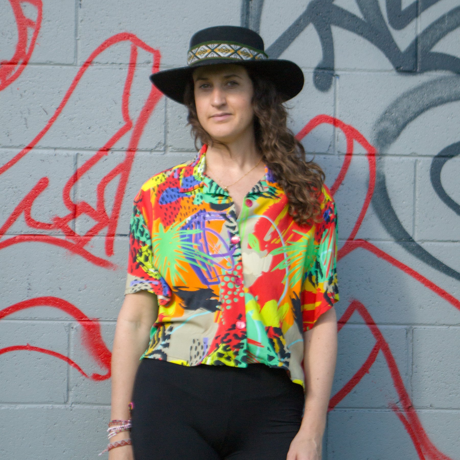 Crop Classic Cut Camp Collar Button-up Shirt Rayon (Multicolour / Size XL)