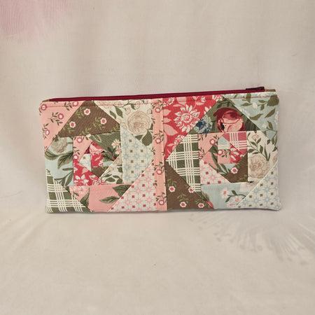 Handmade | Scrappy | Zippered pouch