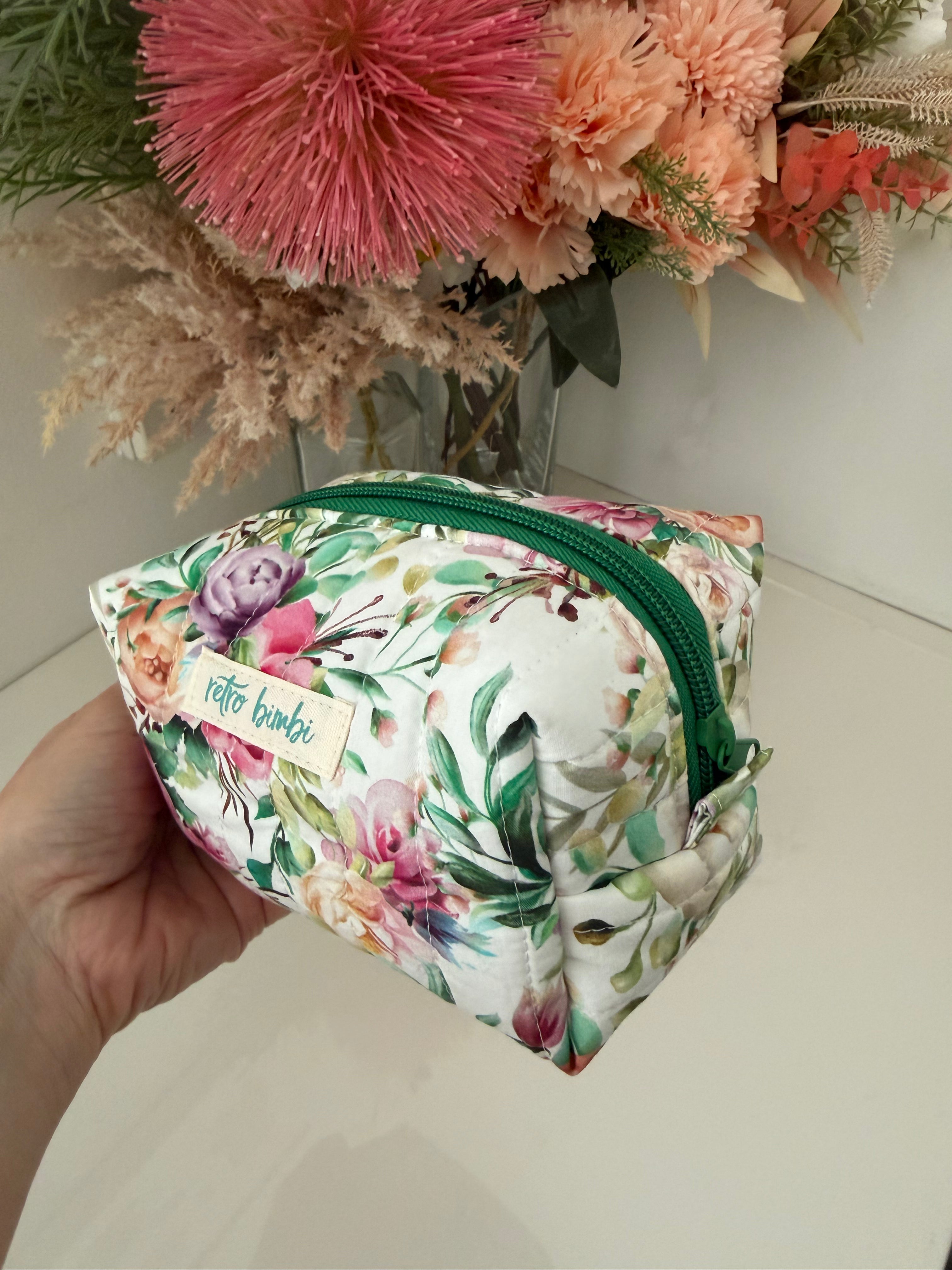 Boxy Zipper Pouch - White Floral