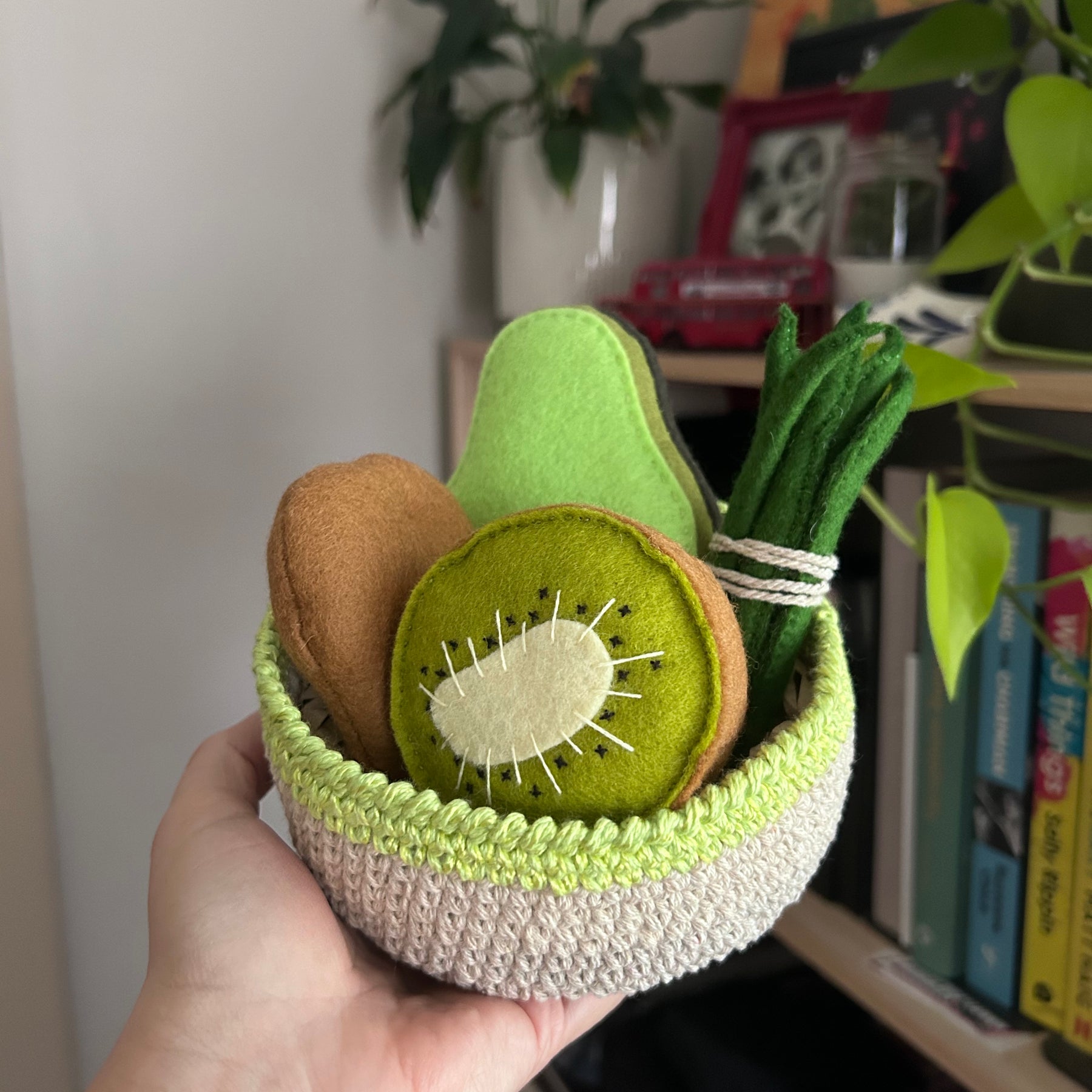 Kiwi and veggies, crochet basket, felt play food, toddler gift value pack
