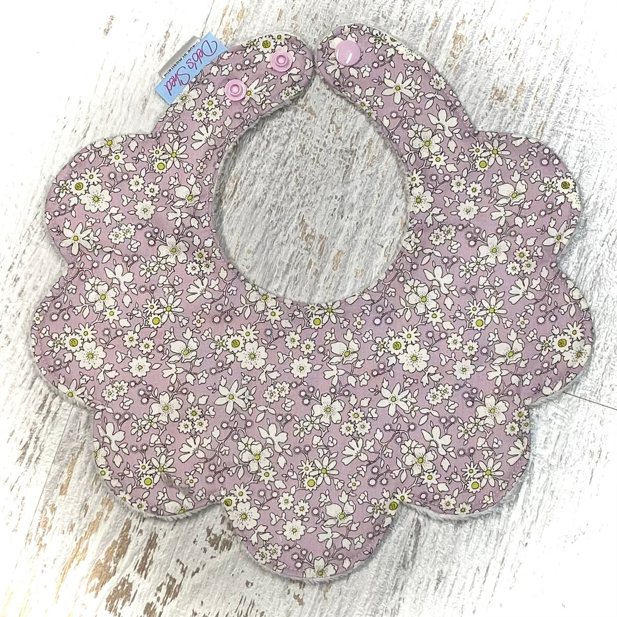 Scalloped Bib – Liberty Cotton