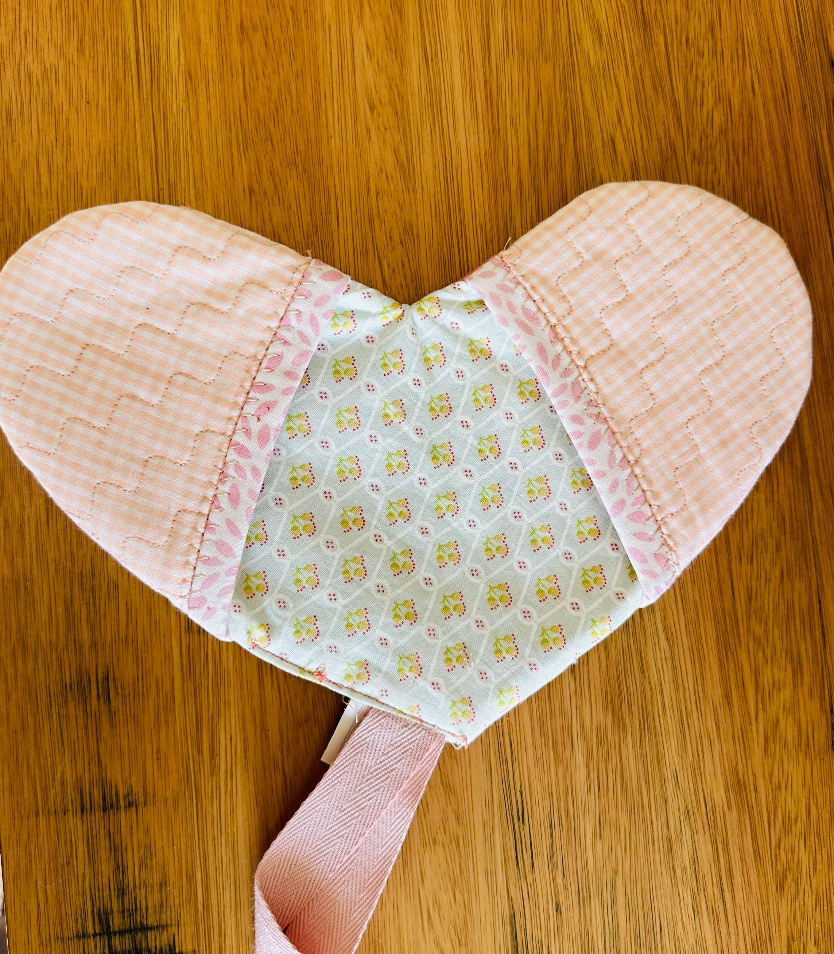 Cute heart shaped Oven Mitts