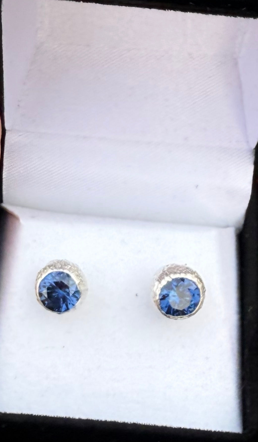STERLING SILVER STUD EARRINGS GUMNUTS - LAB CREATED SAPPHIRES