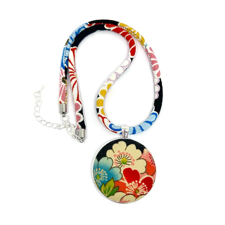 Kimono Pendant Necklace - Red and Aqua