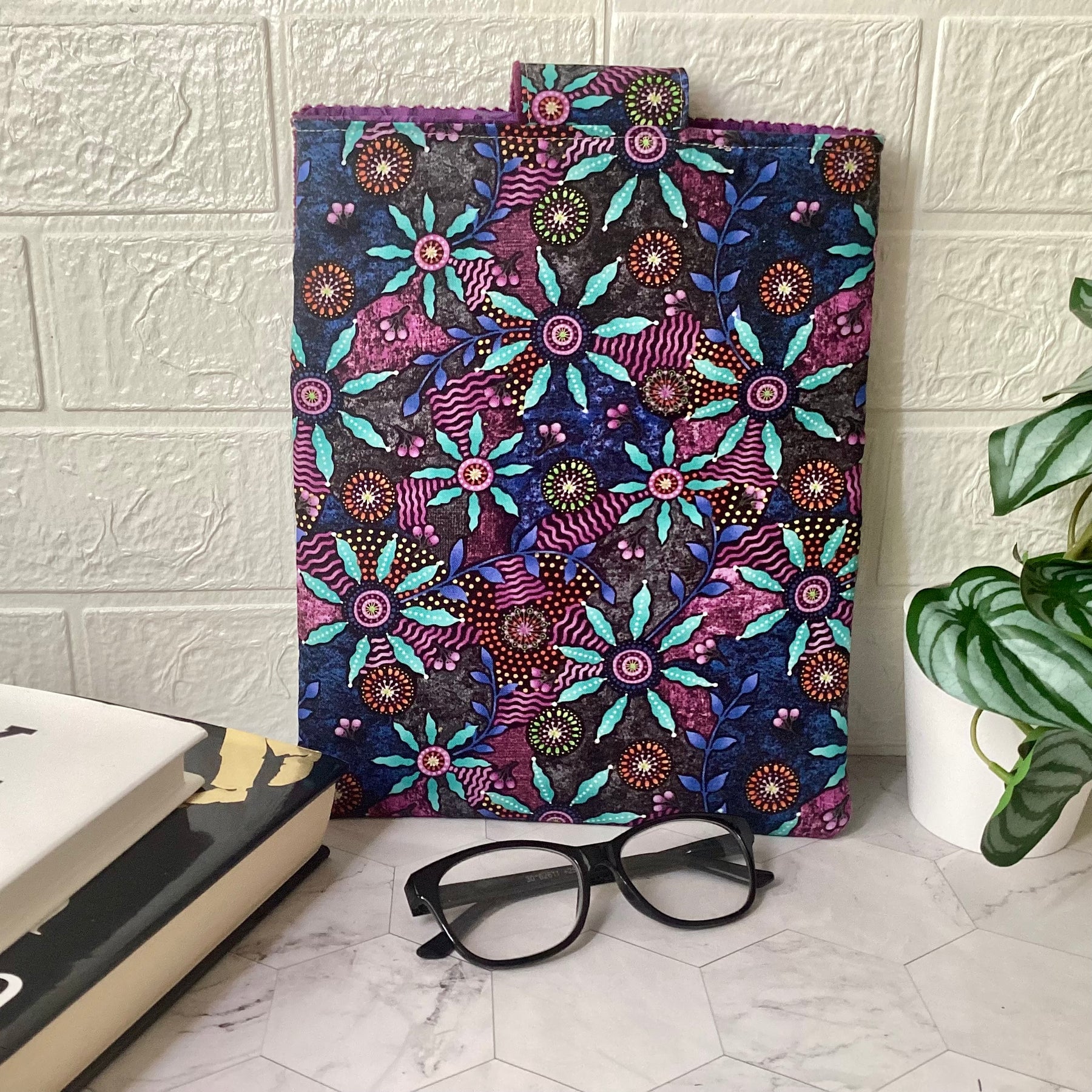Indigenous print fabric book sleeve with 2 pockets. iPad, tablet pouch