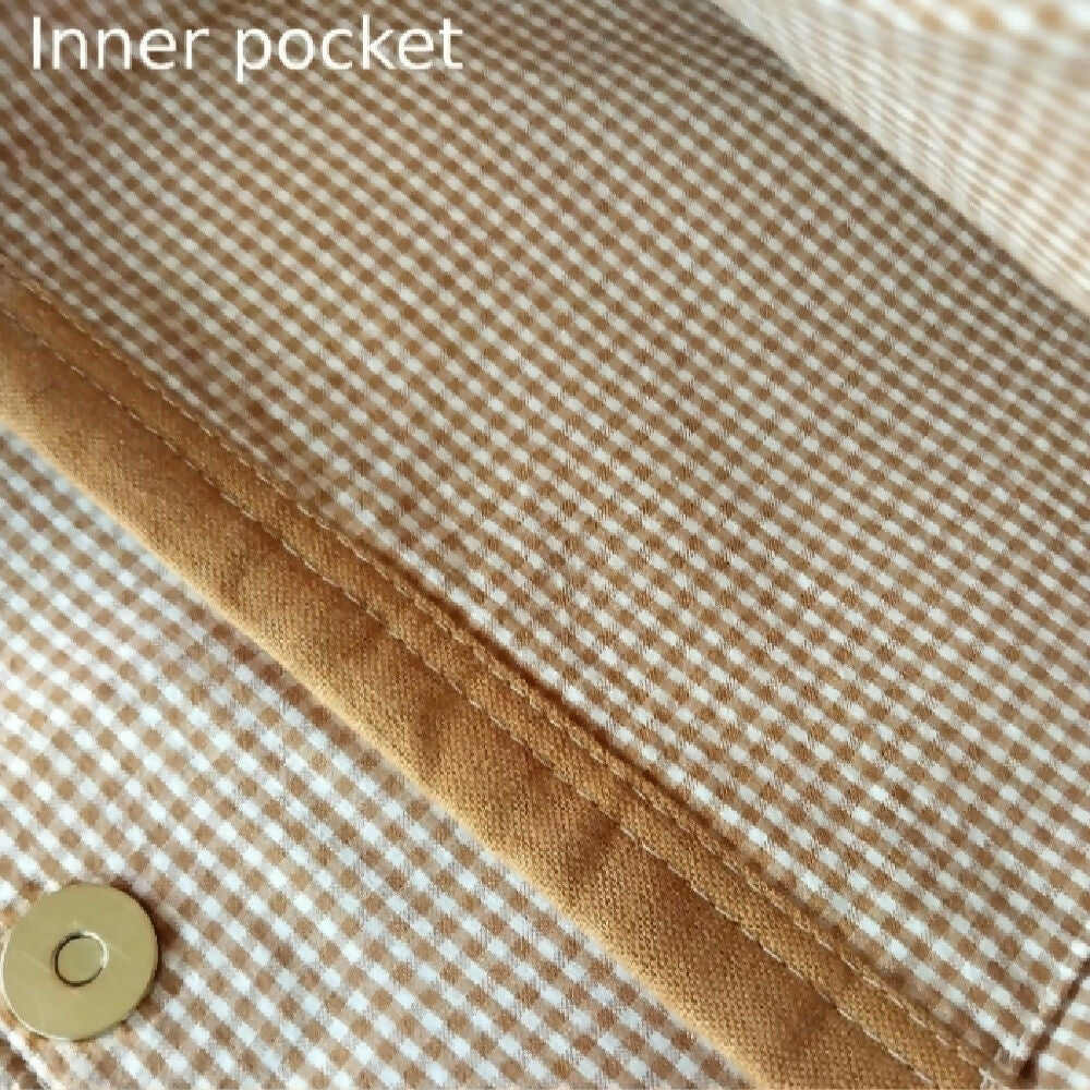 Cinnamon Linen shoulder bag - Divided pockets, gingham lining, magnetic closure