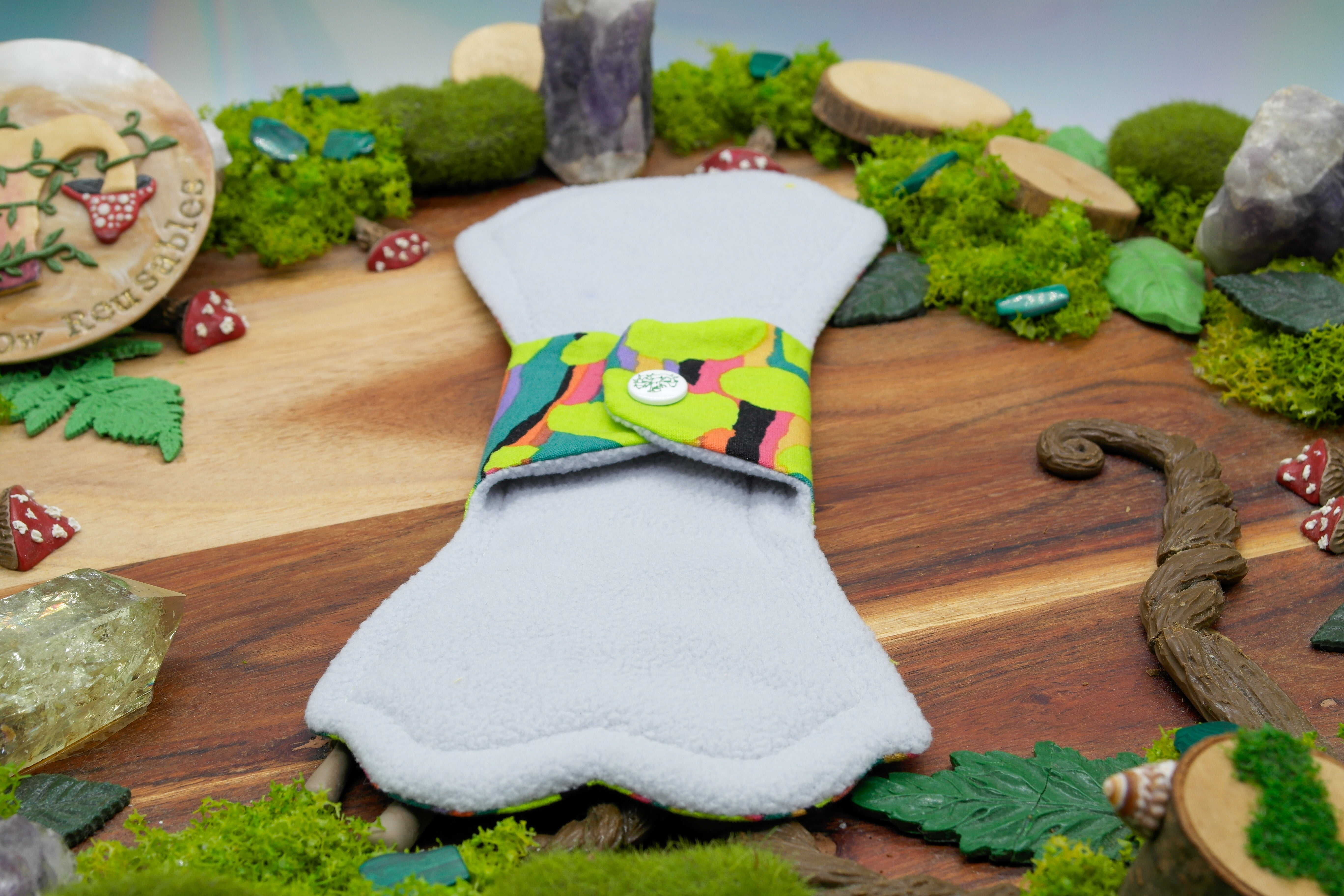 Soft Reusable cloth pad 10" Moderate (LOA) - colour explosion