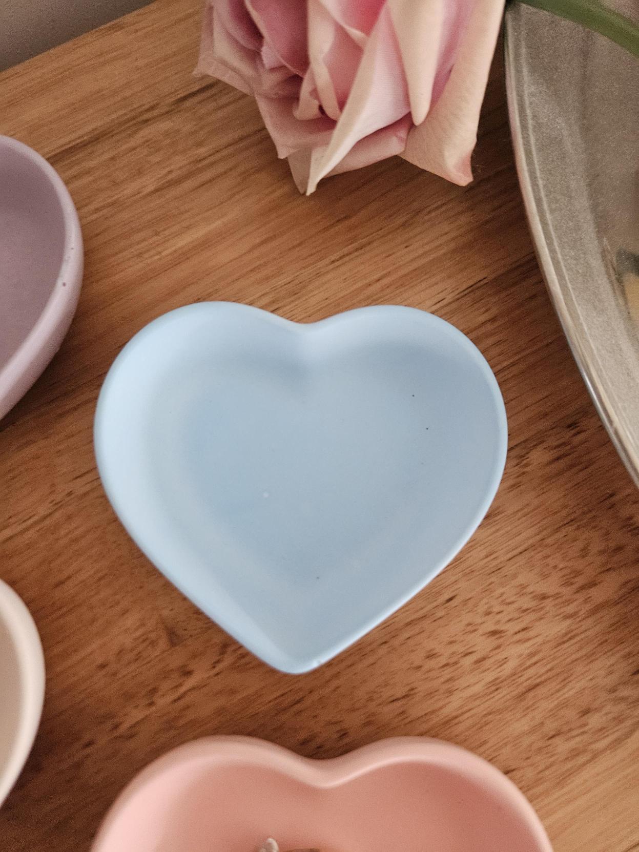 Heart trinket dish