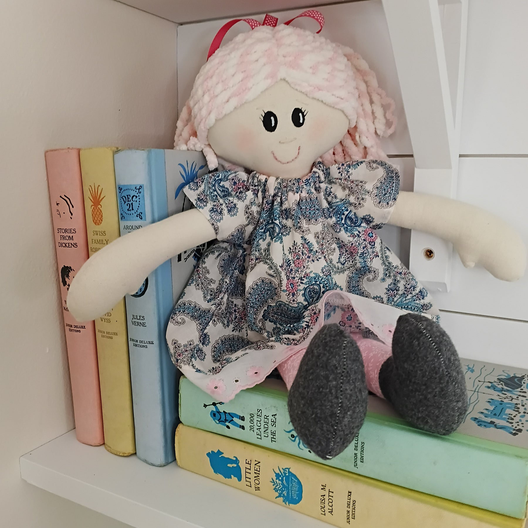 Happy Doll - Paisley