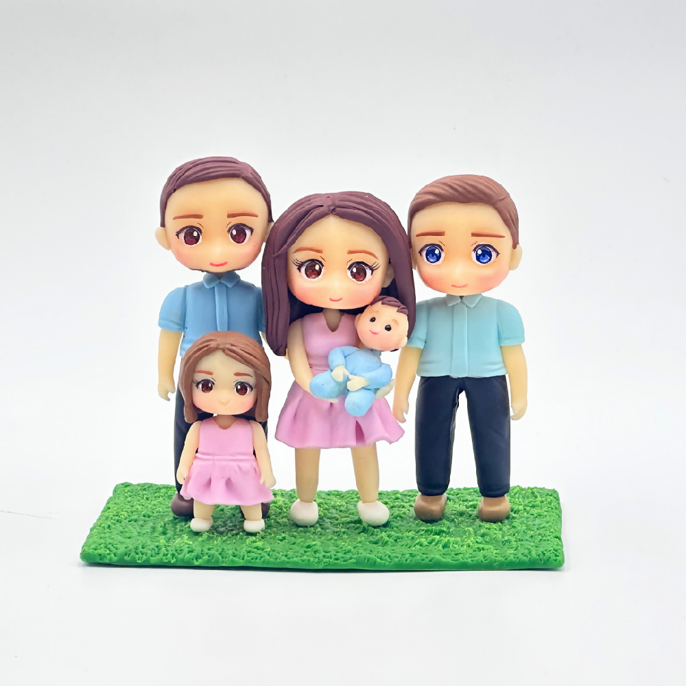 Family Clay Figurines - Customised to Your Photos