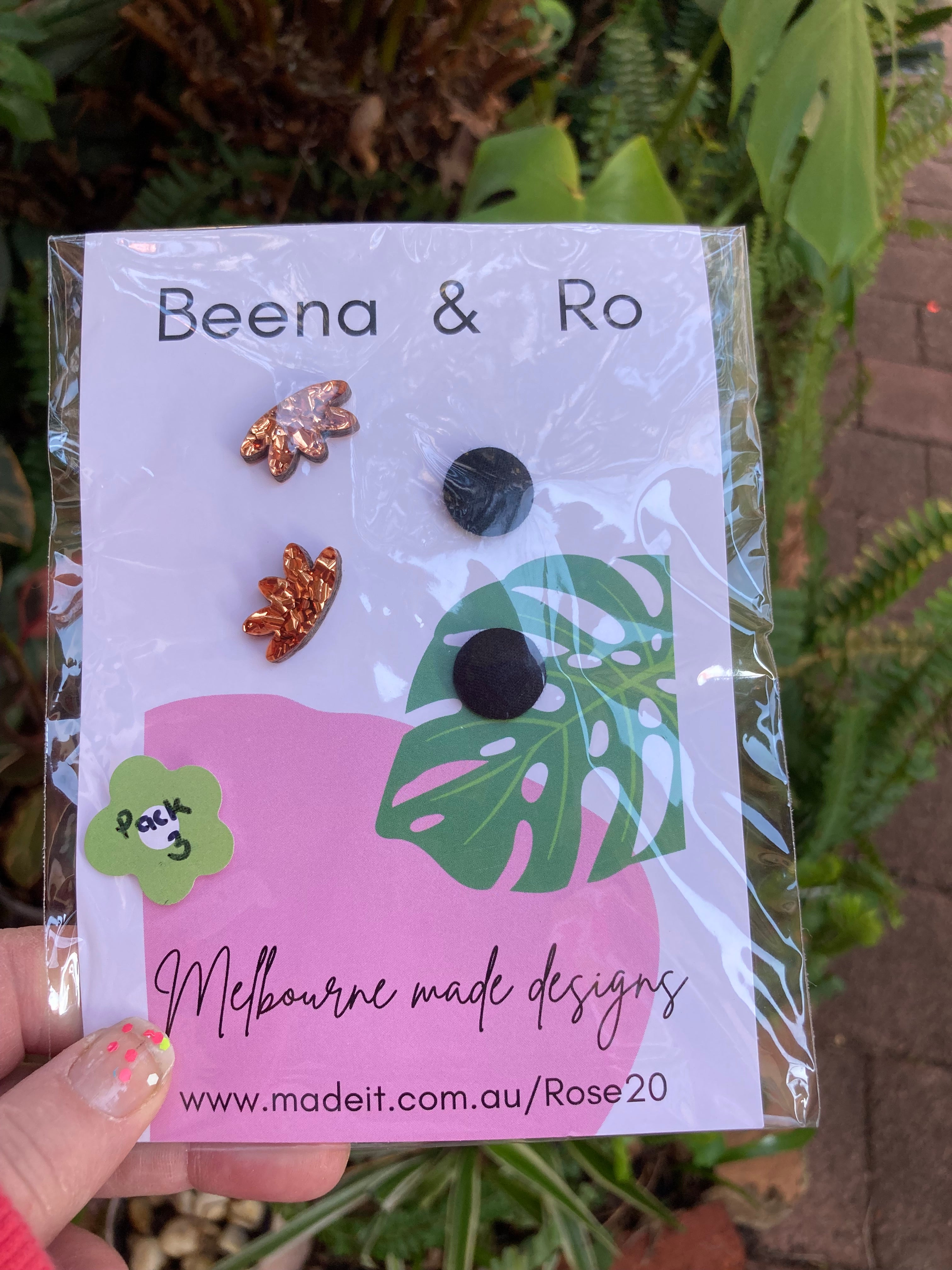 Super value mixed stud pack 3