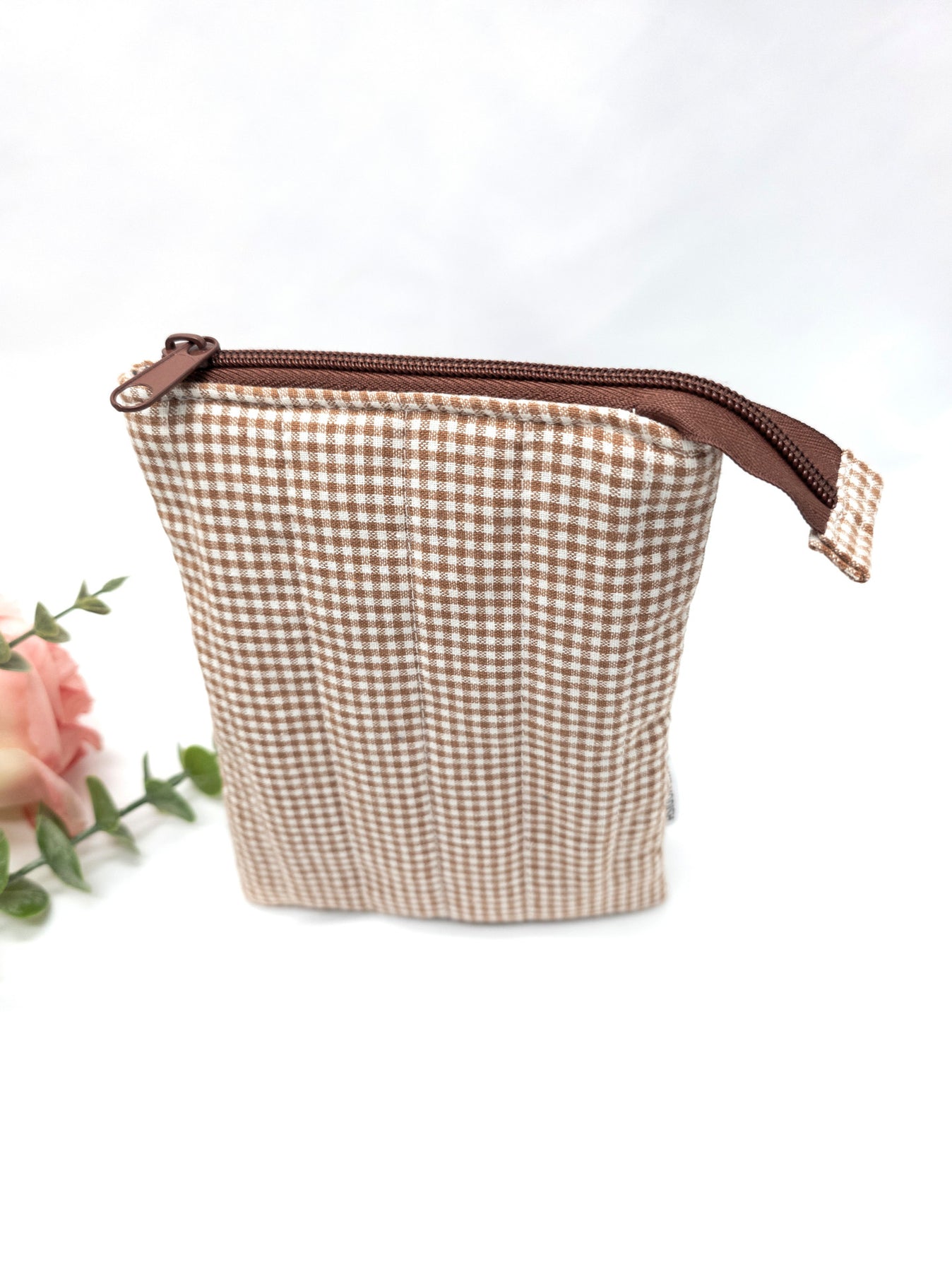 Padded Kindle Sleeve, Quilted E-reader case, Caramel Gingham