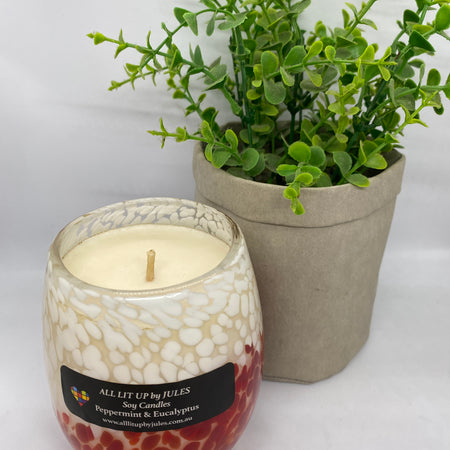 Red & White Spots Glass with Peppermint & Eucalyptus Fragrance