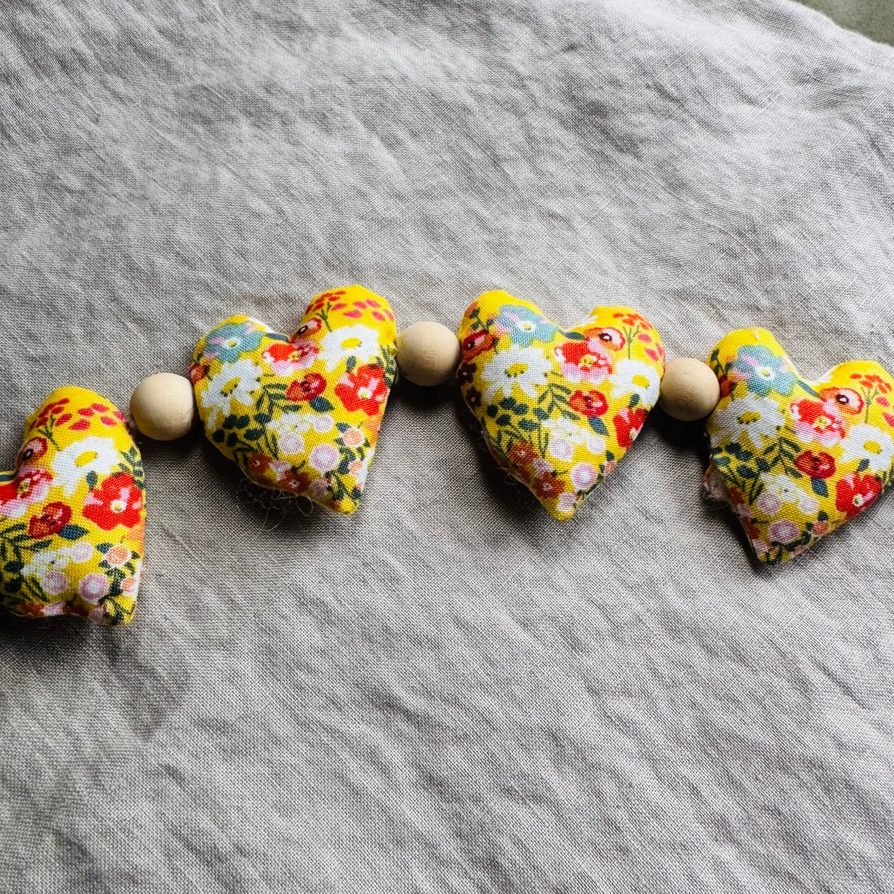 Handmade 'strings of love' heart garland - Yellow bouquet