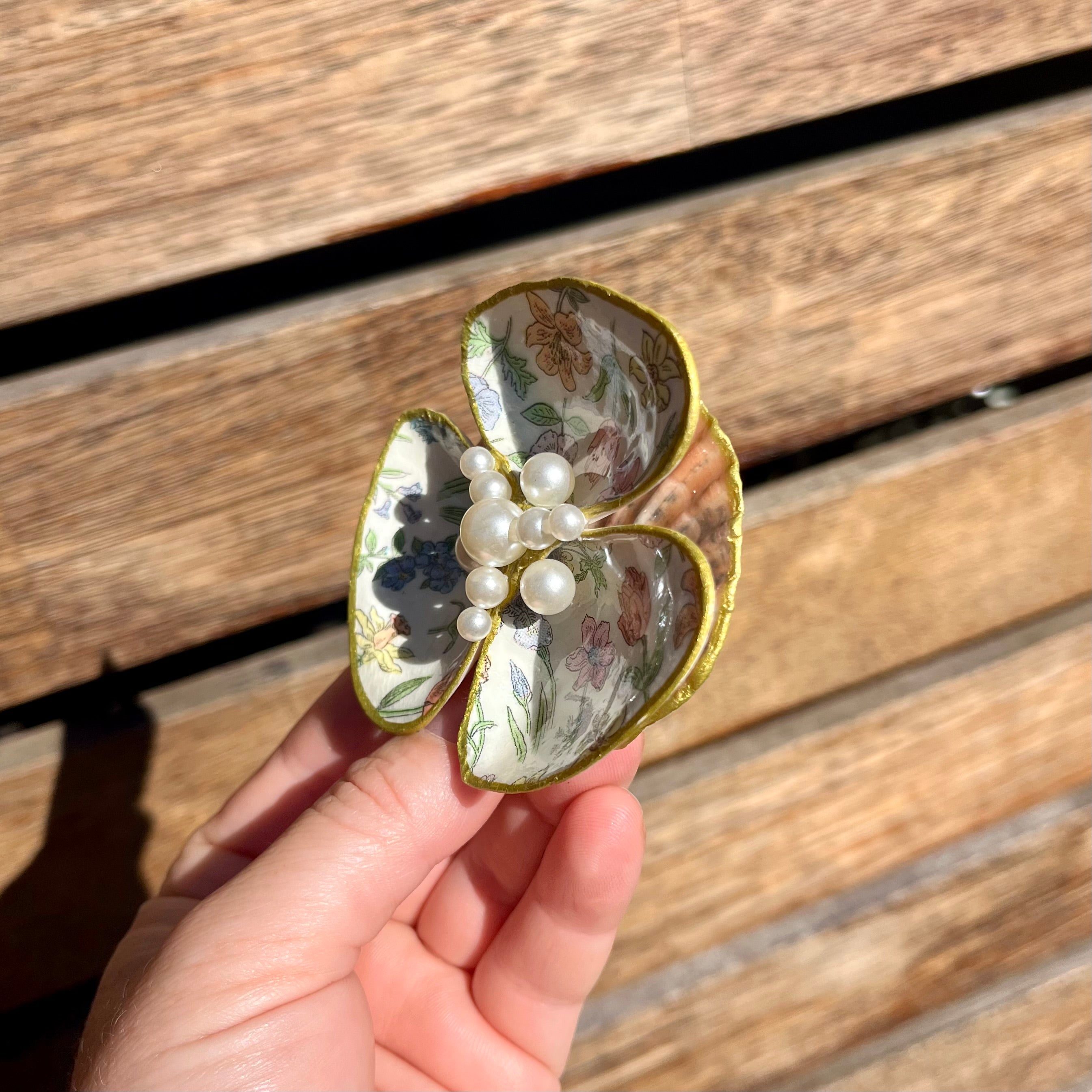 Floral Pattern Shell Trinket Tray Dish