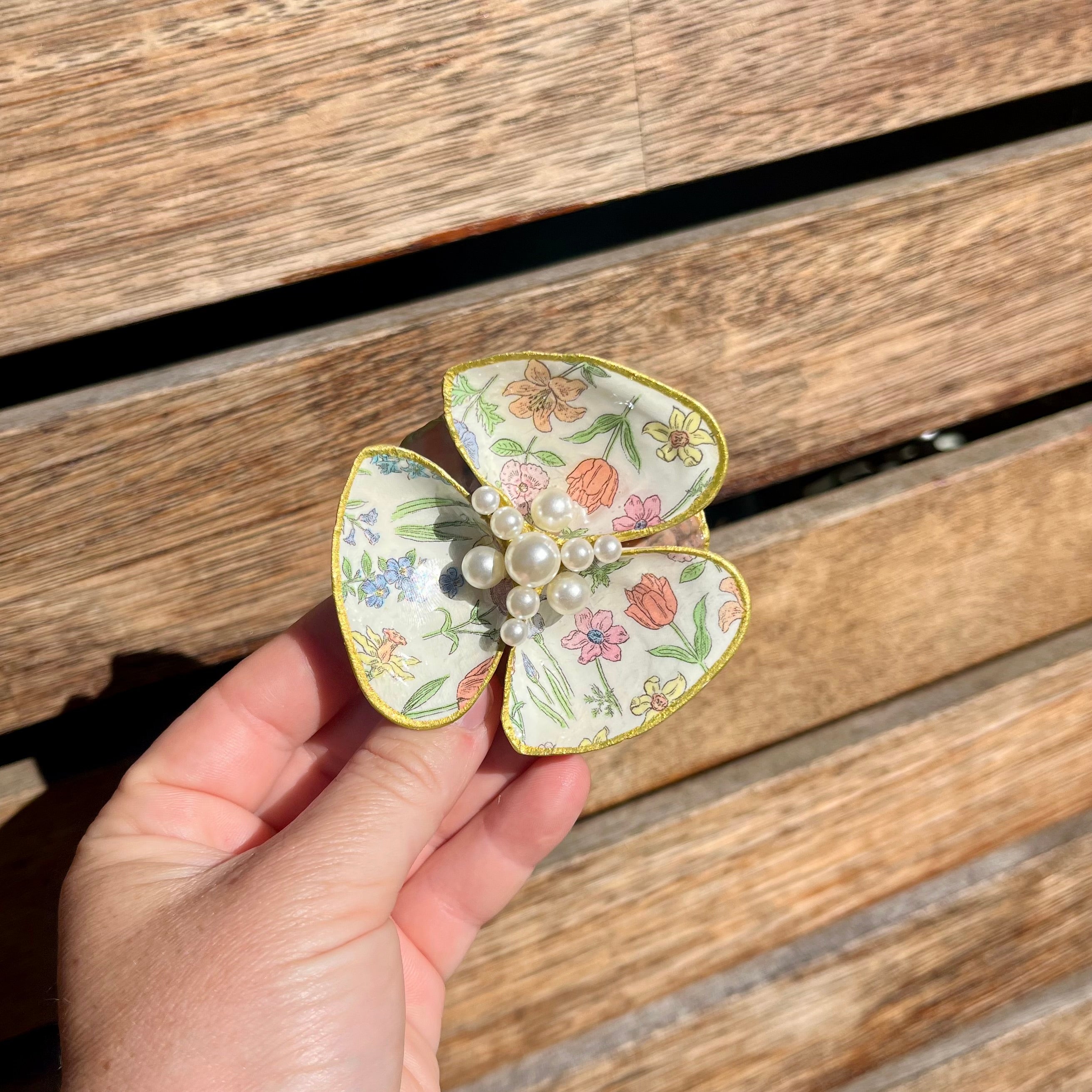 Floral Pattern Shell Trinket Tray Dish