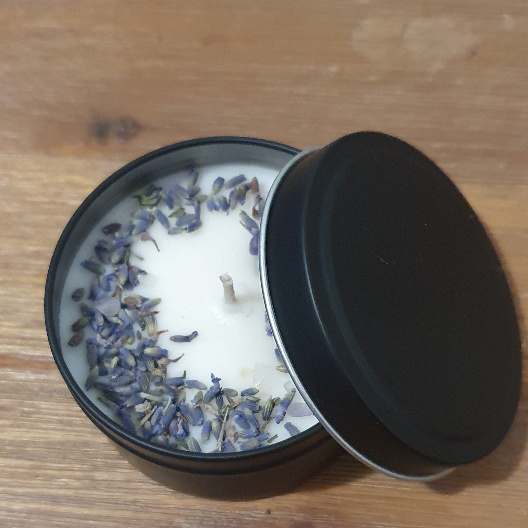 Soy Candle: Eco-Friendly, Gift Box With Ribbon, Light Fragrance, Handmade in Australia.