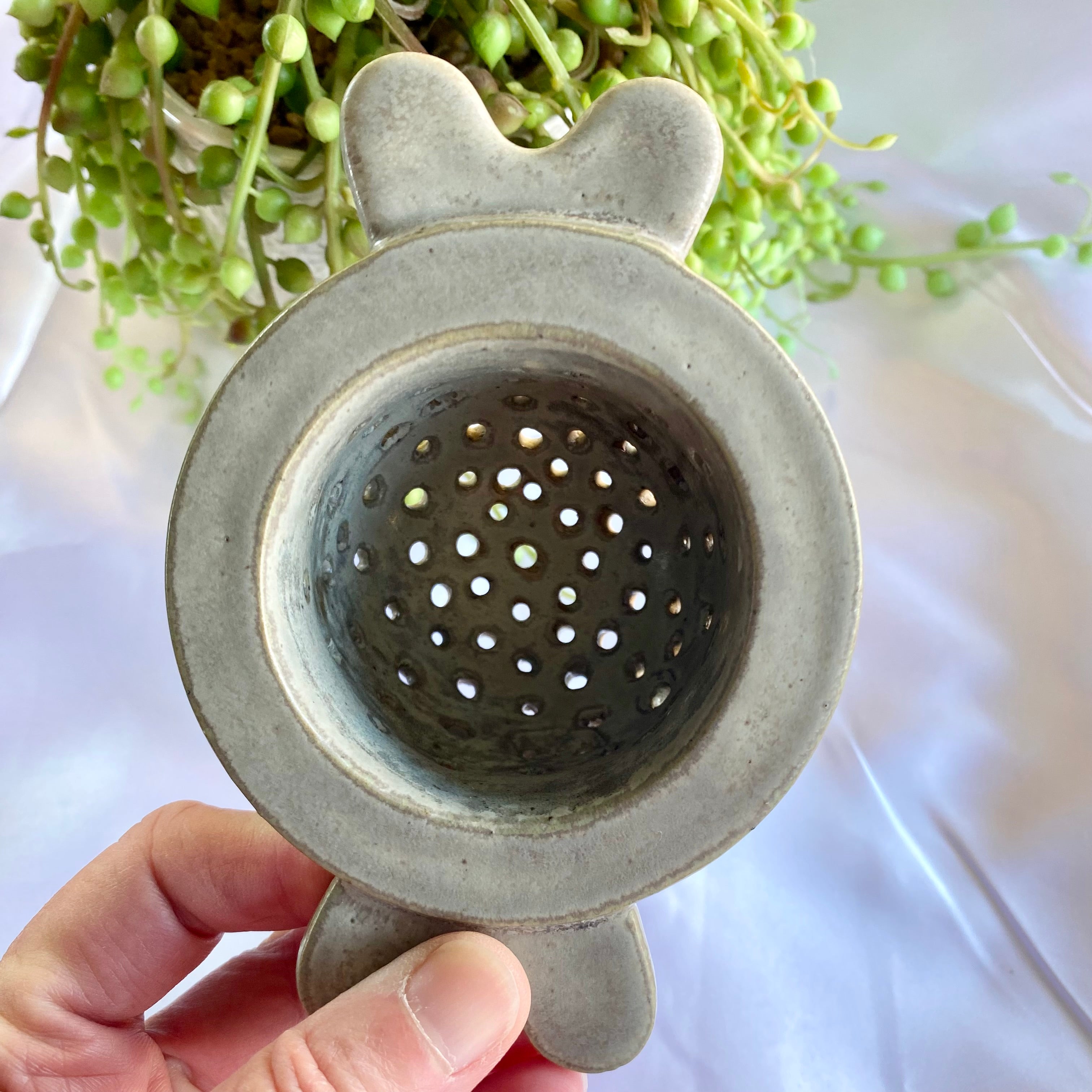 Ceramic Loose Leaf Tea Infuser|Strainer|Handmade Pottery