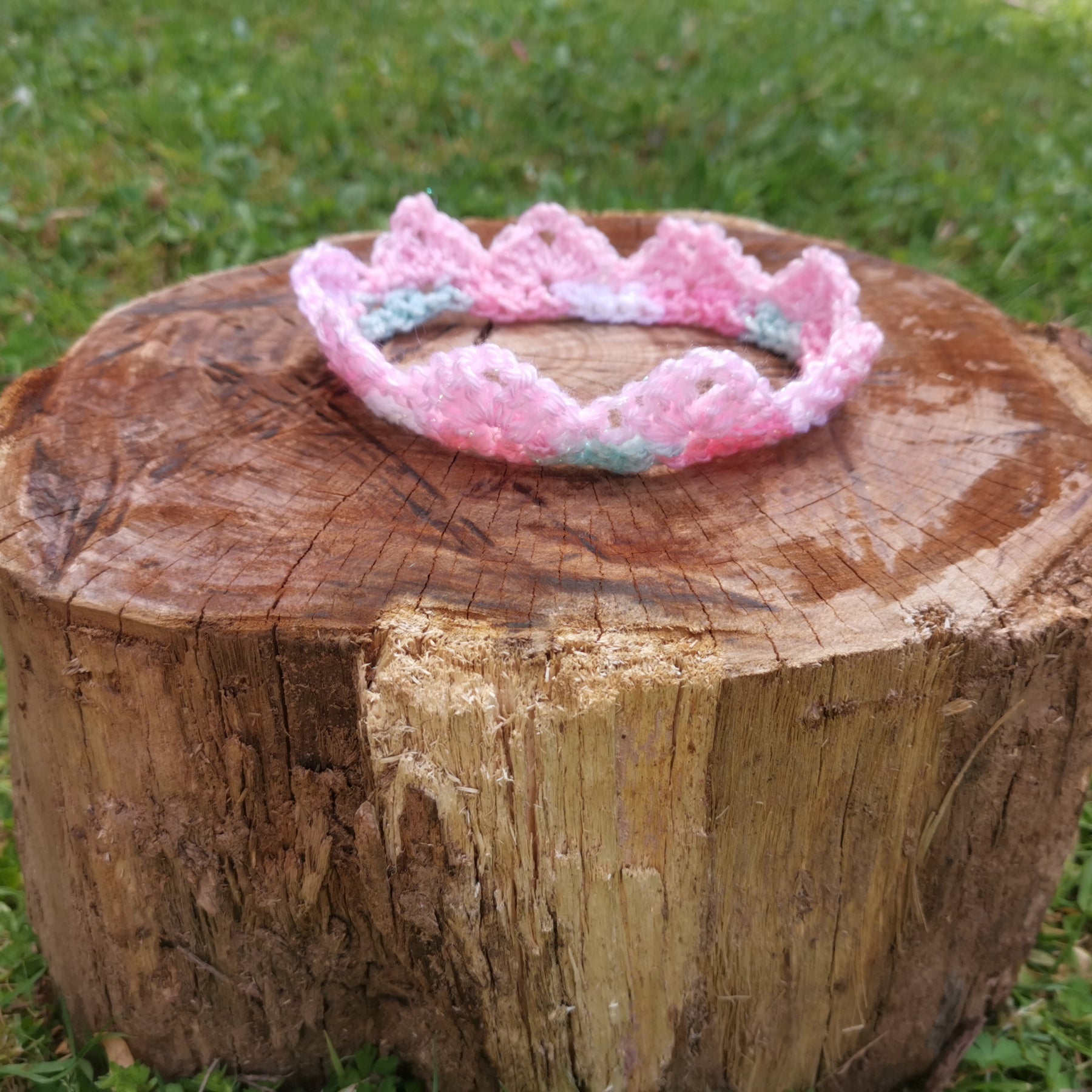 Sparkly Baby Crochet Crown