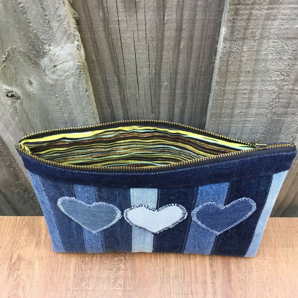 Upcycled_denim_pouch_18d