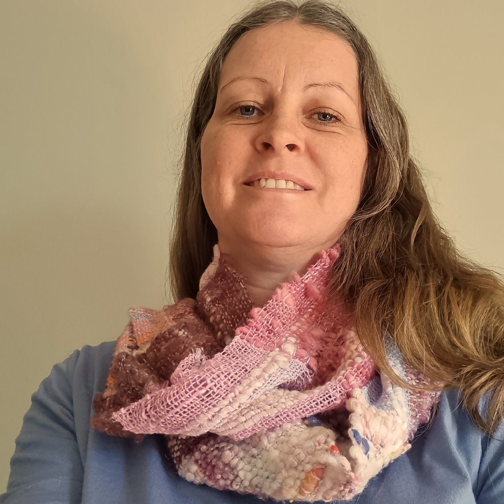 australian-artist-handmade-handwoven-pink-texture-scarf-4