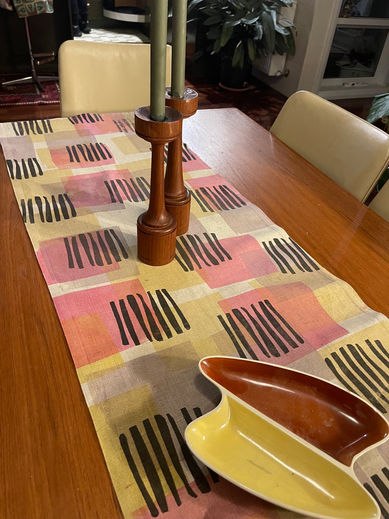 Table runner - Gold rose and grey lines
