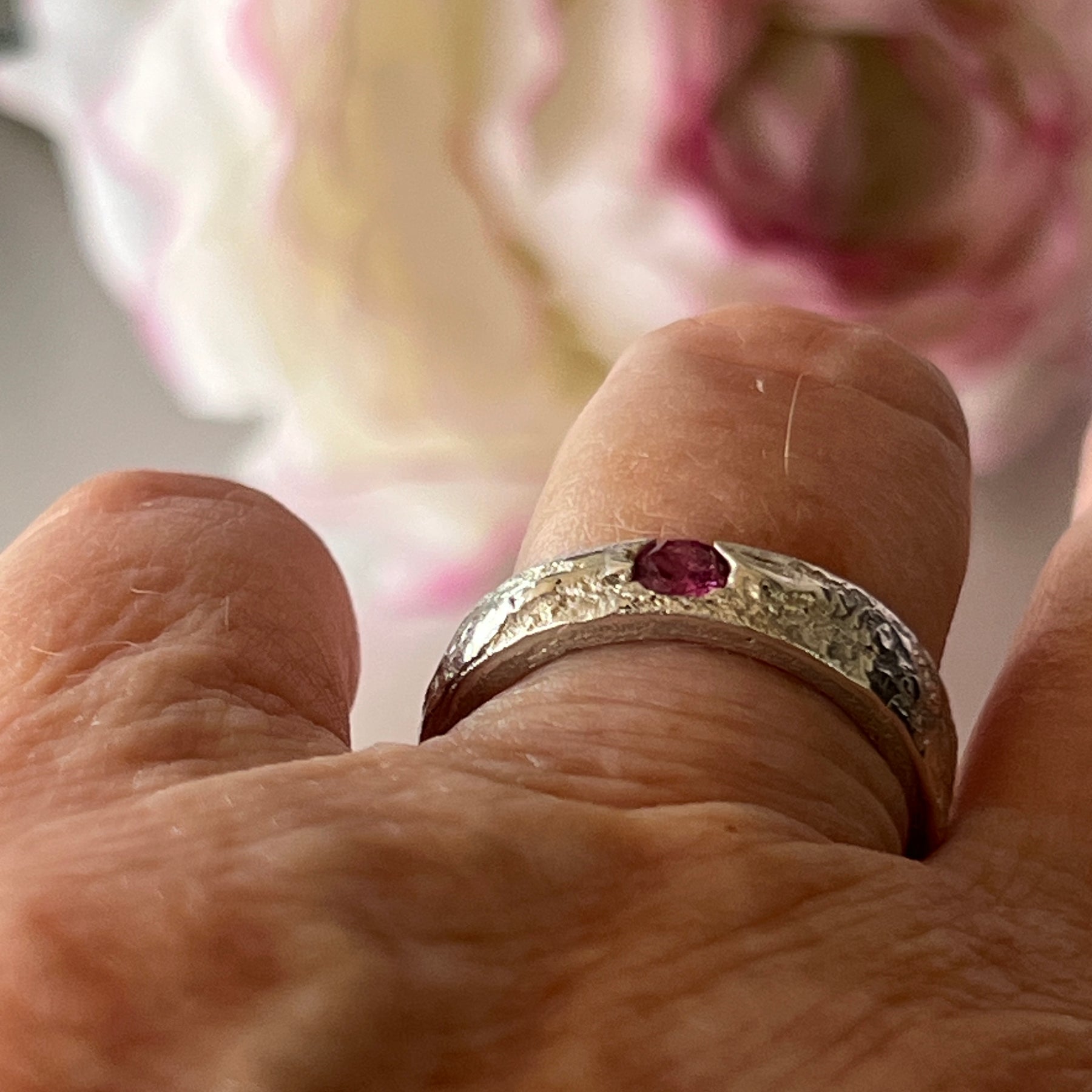 “Batemans Bay” Sterling Silver Ring-Pink Sapphire