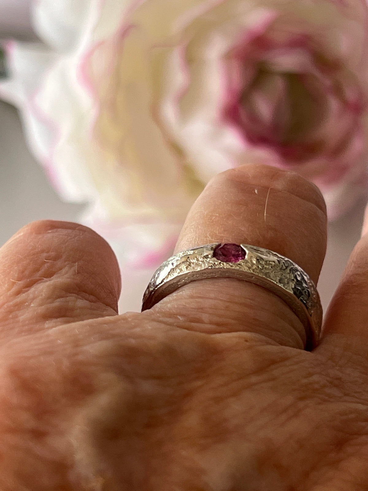 “Batemans Bay” Sterling Silver Ring-Pink Sapphire