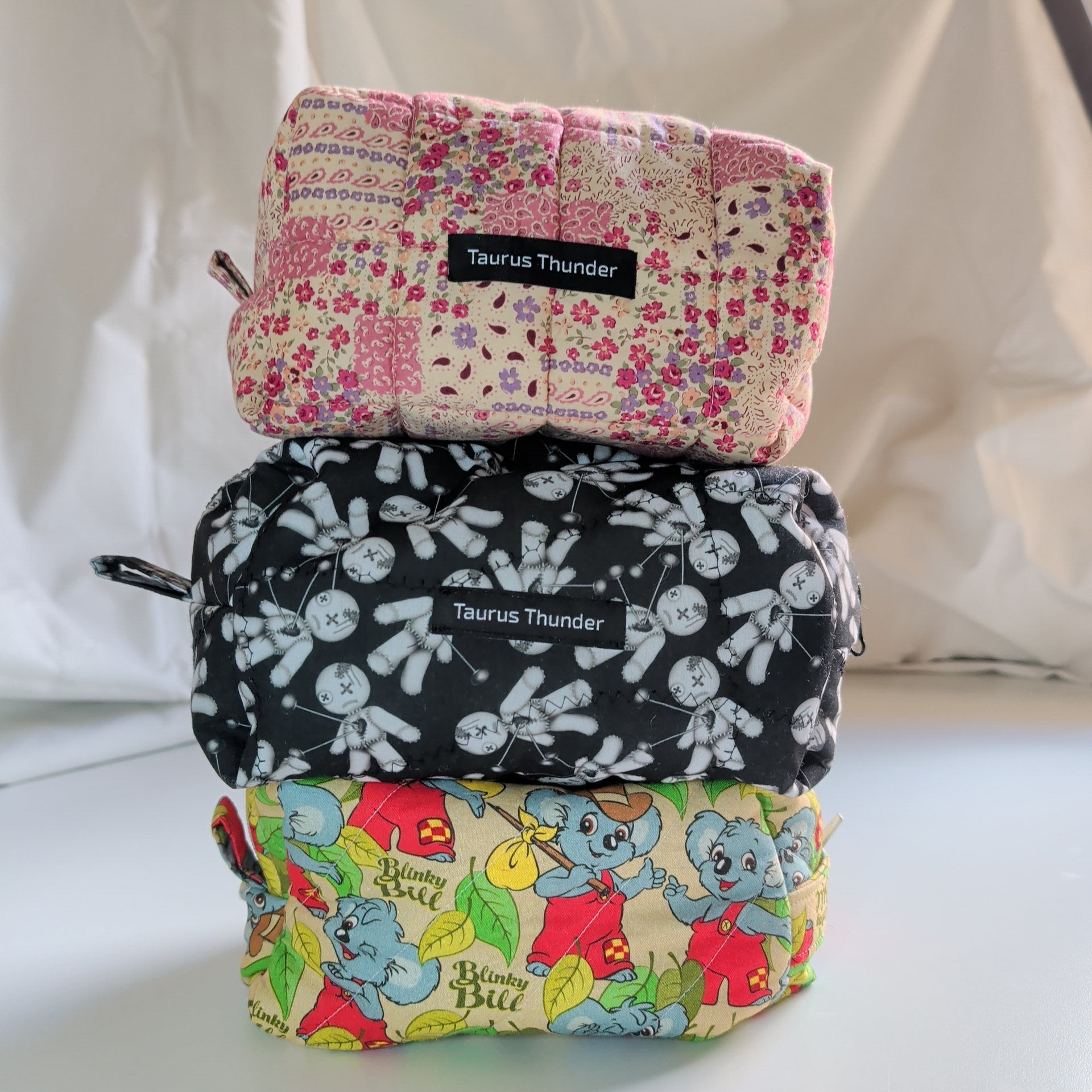 Picnic Floral Medium Carry Bag