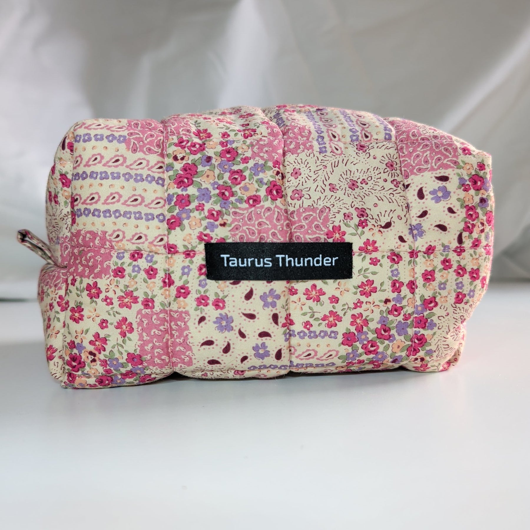 Picnic Floral Medium Carry Bag