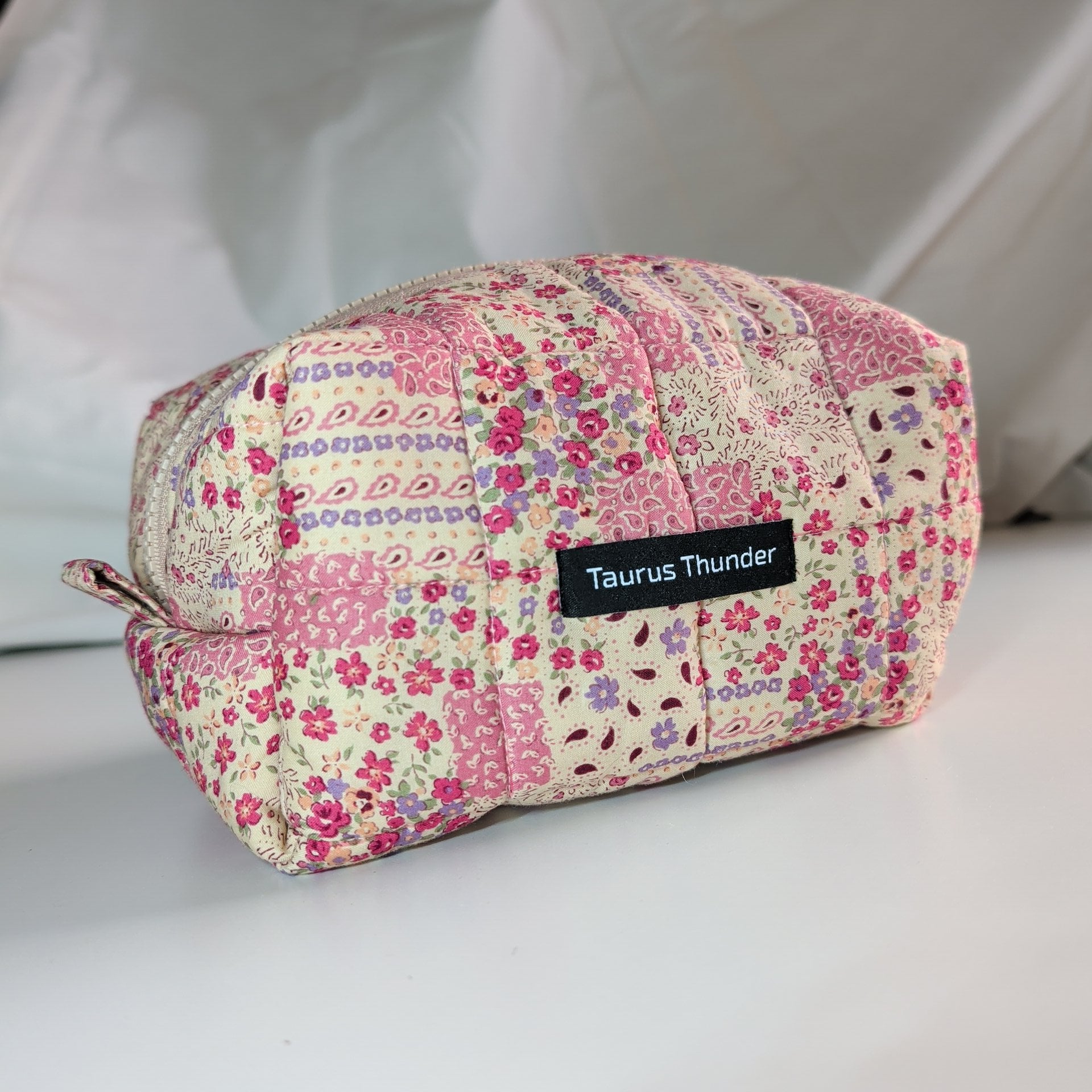 Picnic Floral Medium Carry Bag