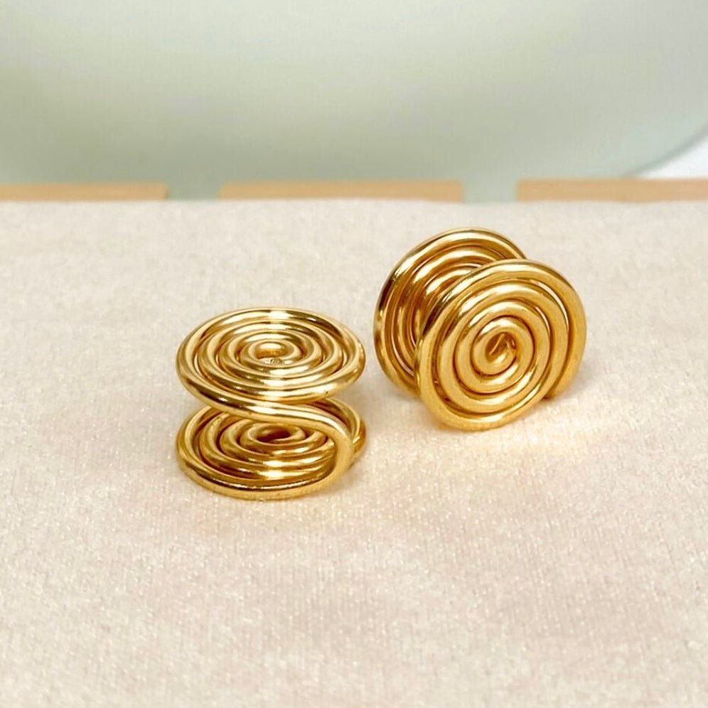 Spiral ear cuff | Unisex | Silver Titanium Bronze & more | Compression clip on | 3 sizes