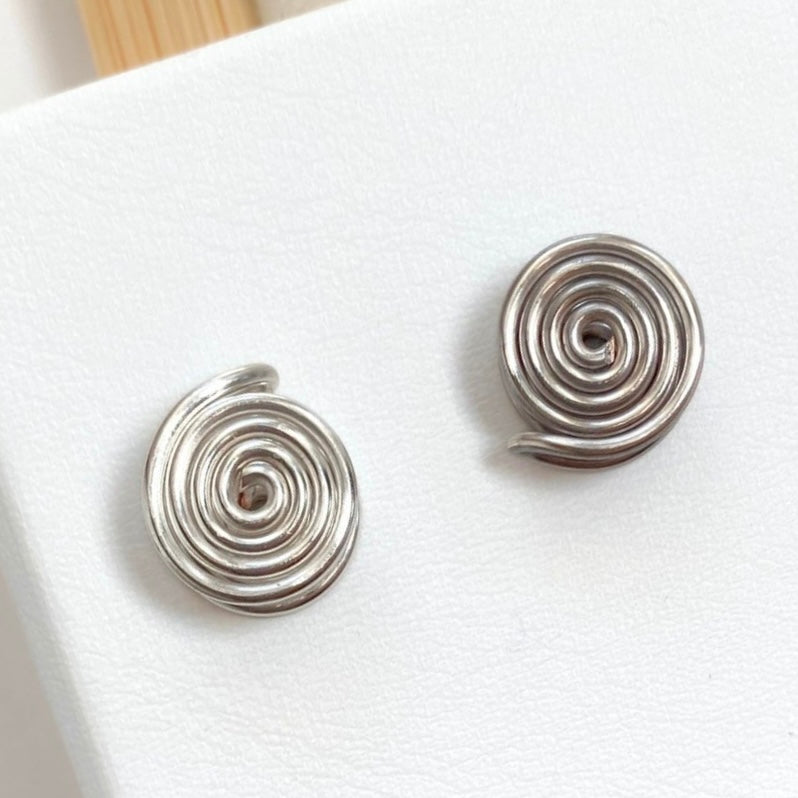 Spiral compression ear cuff | Unisex | silver titanium bronze & more | Clip on | 3 sizes