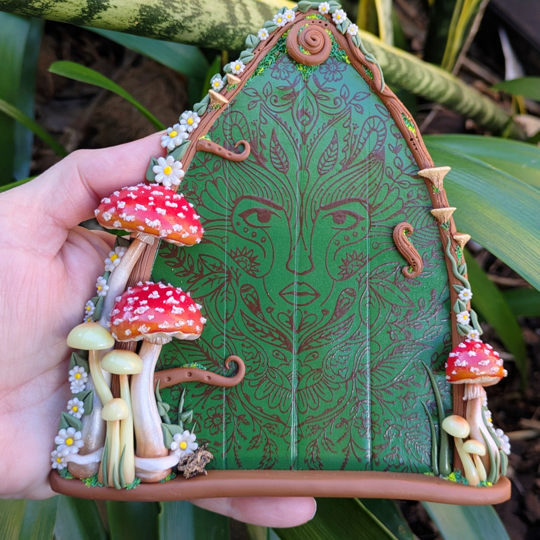 Enchanted Green Lady Woodland Fairy Door