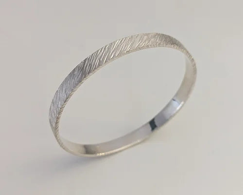 handmade hammered bangle