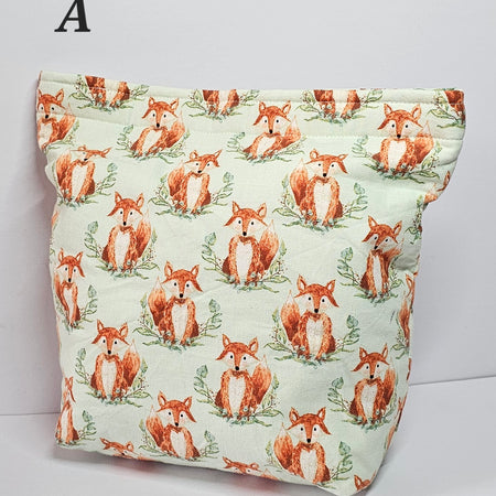 Lunchbag with easy care waterproof lining