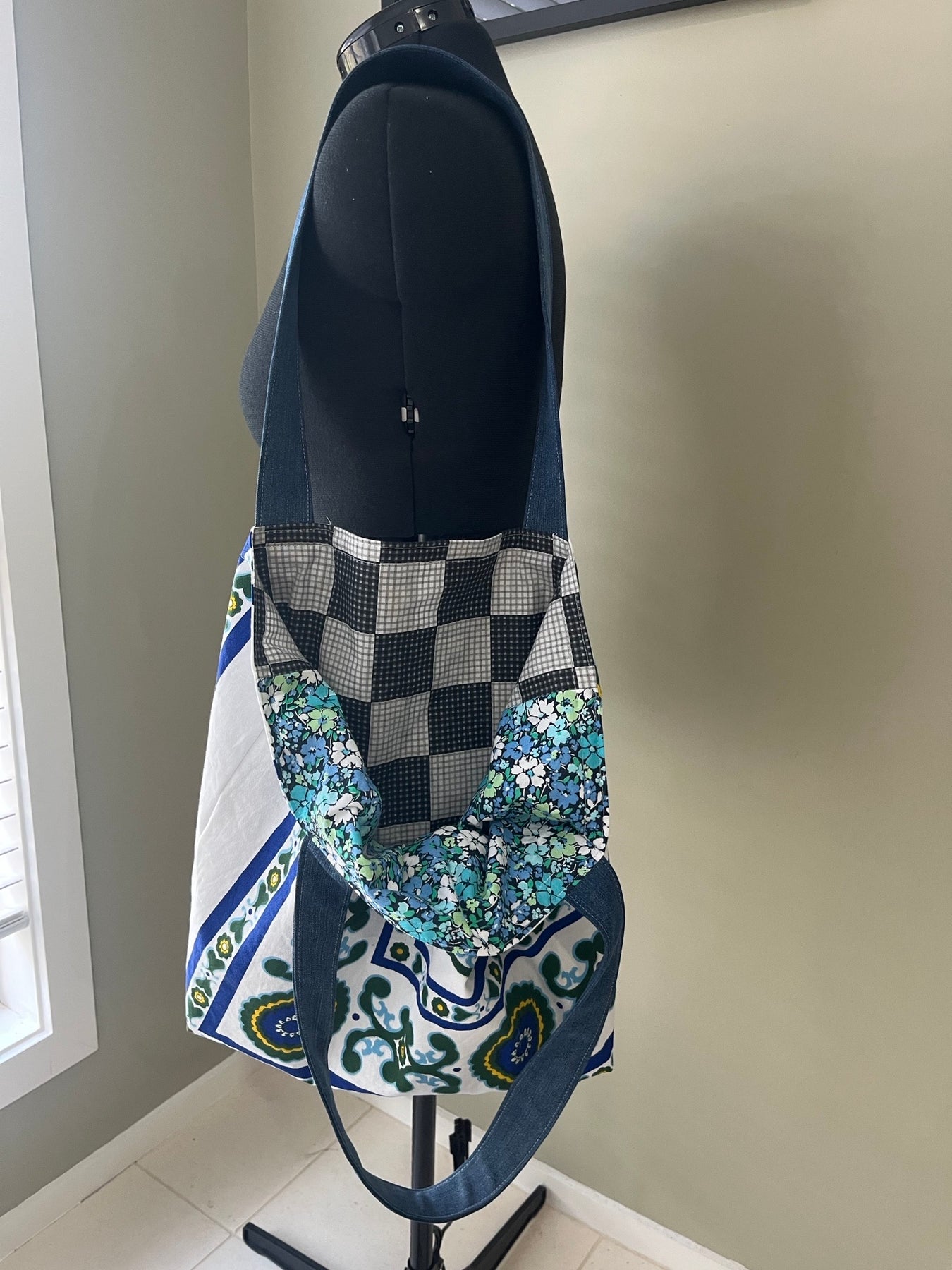 Tote Bag - Retro Blue